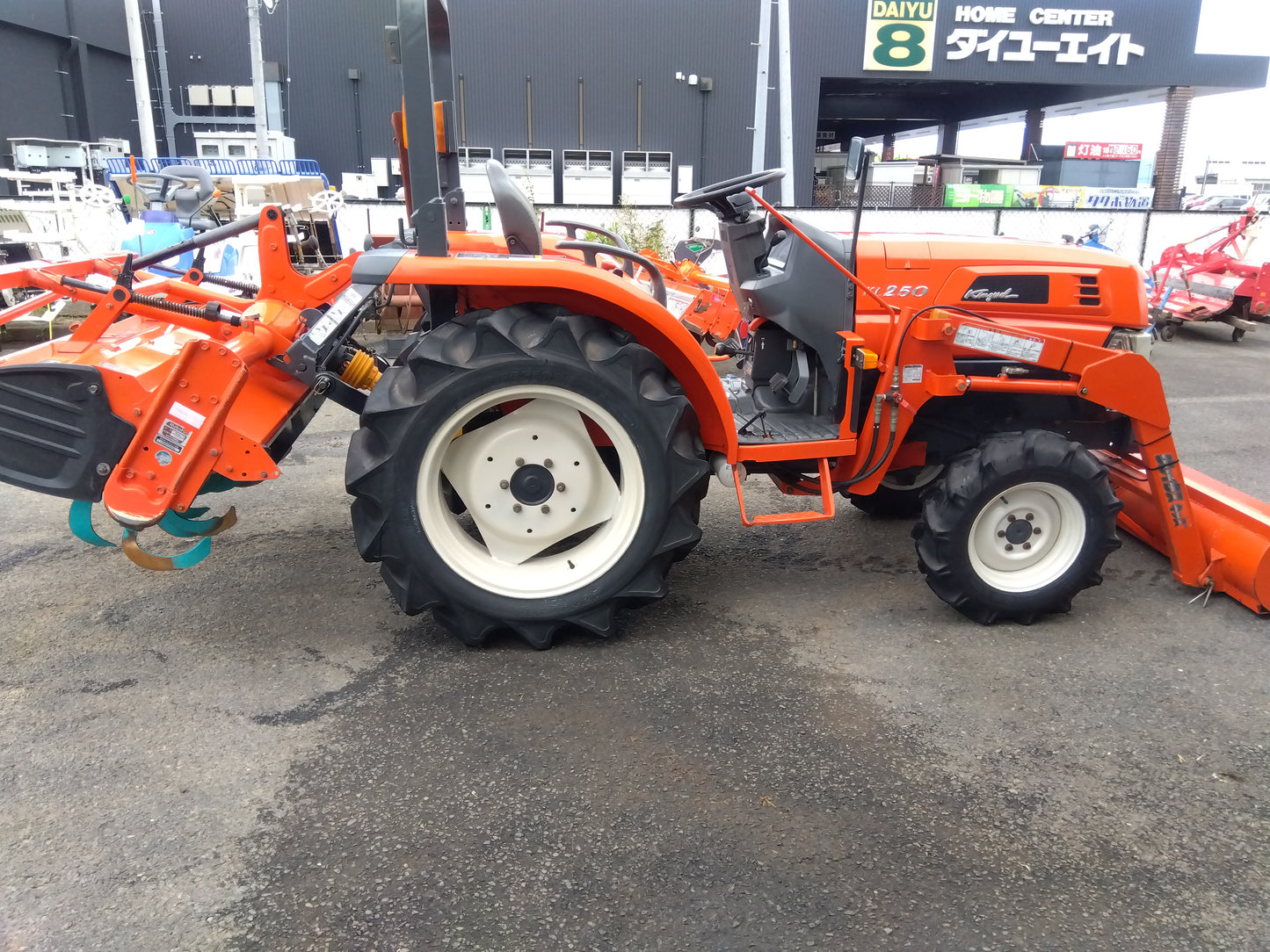 クボタ　中古　トラクター　KL250+ローダー　『宮城店2246P』