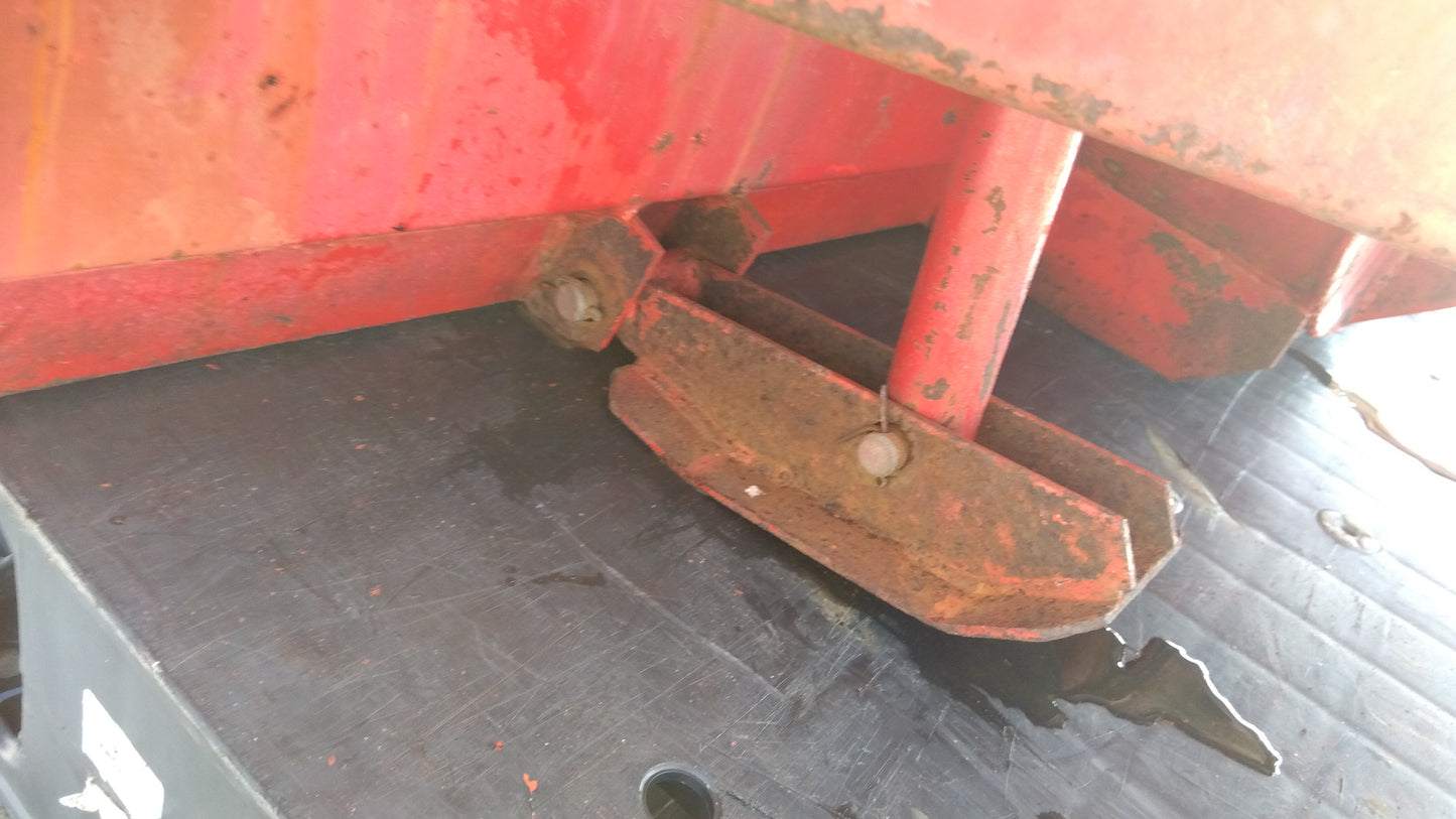 【ジャンク・部品取り用】メーカー型式不明　中古　スノーラッセル　「宮城店2238」