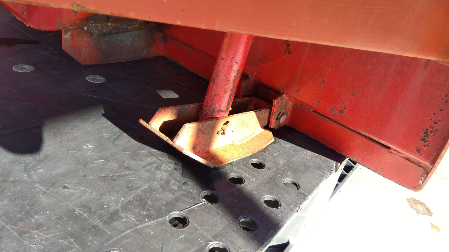 【ジャンク・部品取り用】メーカー型式不明　中古　スノーラッセル　「宮城店2238」