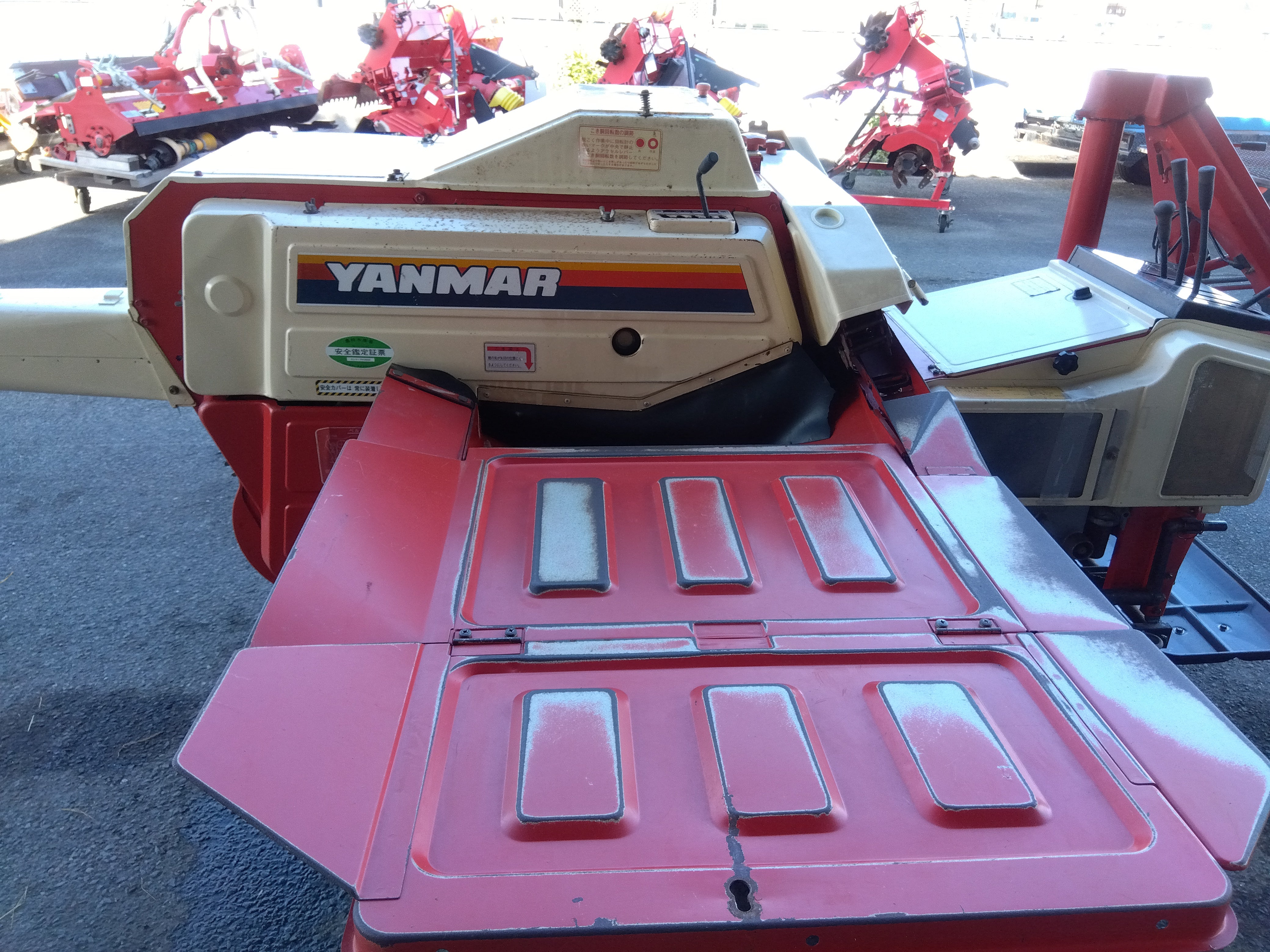 青森県発　ヤンマー 軽油　ハーベスター2台セント 青森県発 ヤンマー 軽油 ハーベスター2台セント 青森県発ヤンマー 軽油