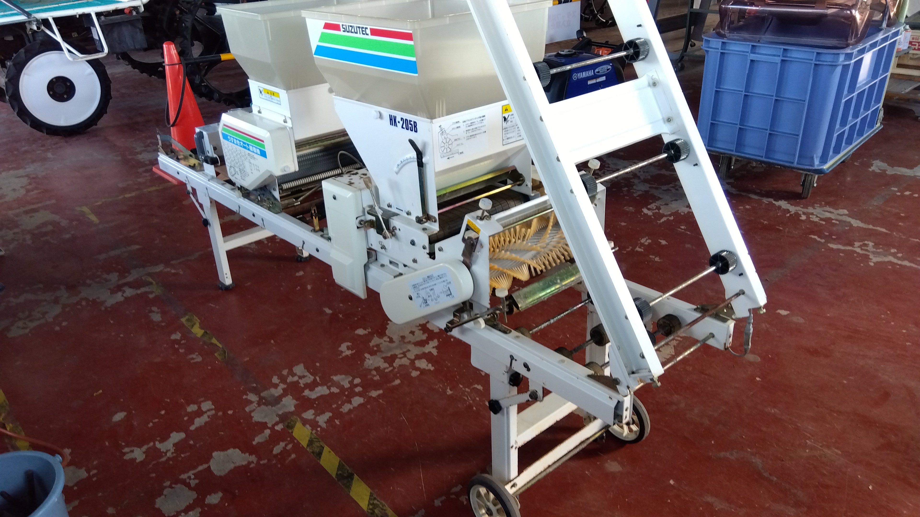 ｽｽﾞﾃｯｸ 播種機 HK-205B ｸﾎﾞﾀ 石井 ｺﾝﾏ ﾔﾝﾏｰ ｲｾｷ 三菱 大和