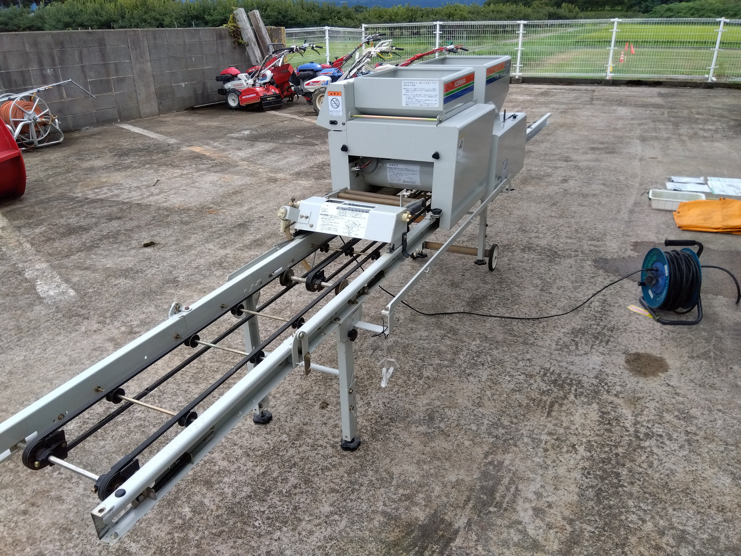 コンマ 整整列播種機（種まき機） SP-G530S【山形店】