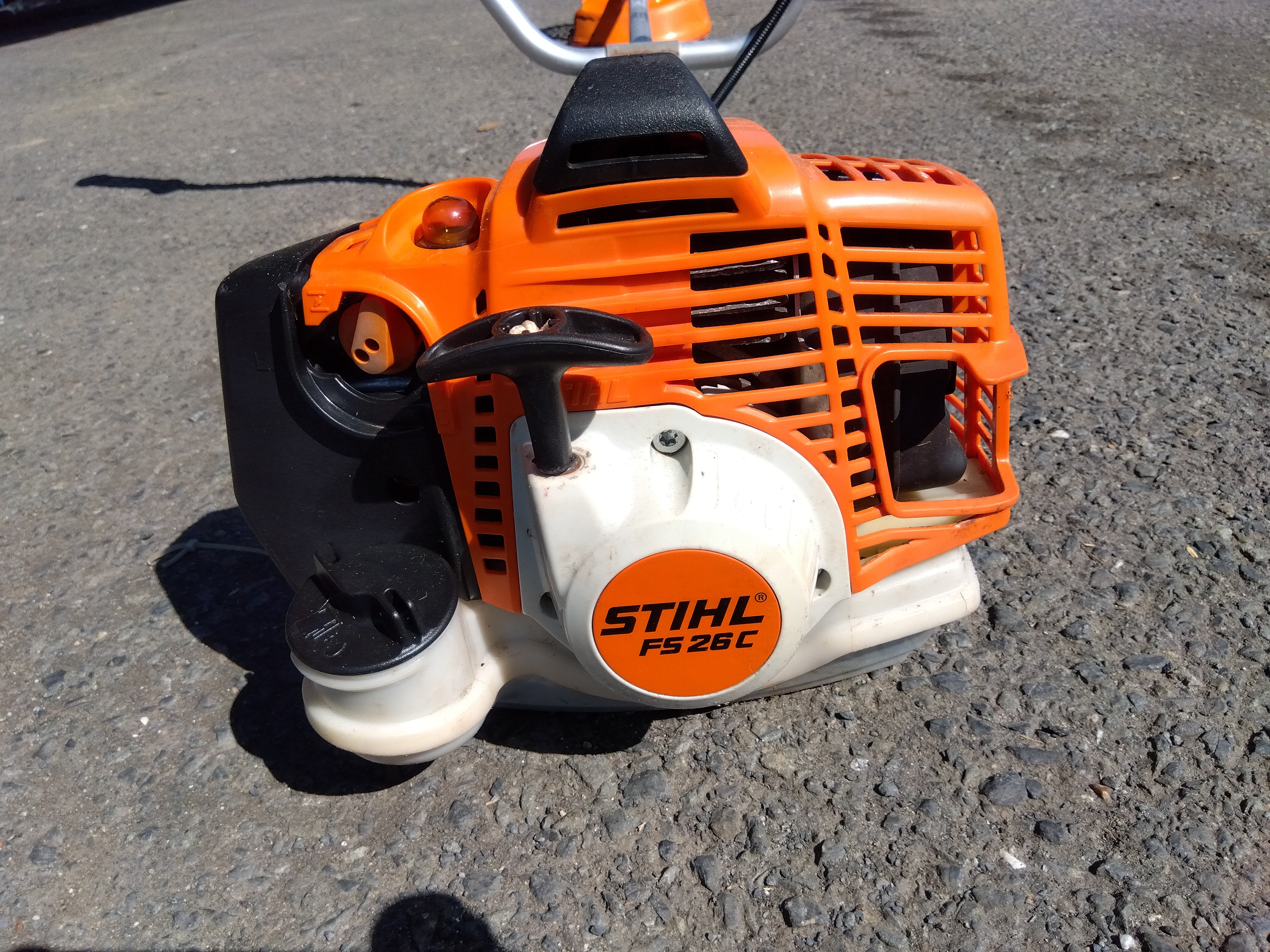 刈払機　エンジン　ジャンク品　スチールF S２５００