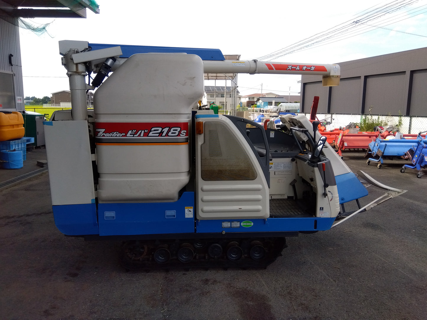 イセキ　中古　コンバイン　HVS218G-ZKVHWC　（ジャンク品）　「宮城店2244P」