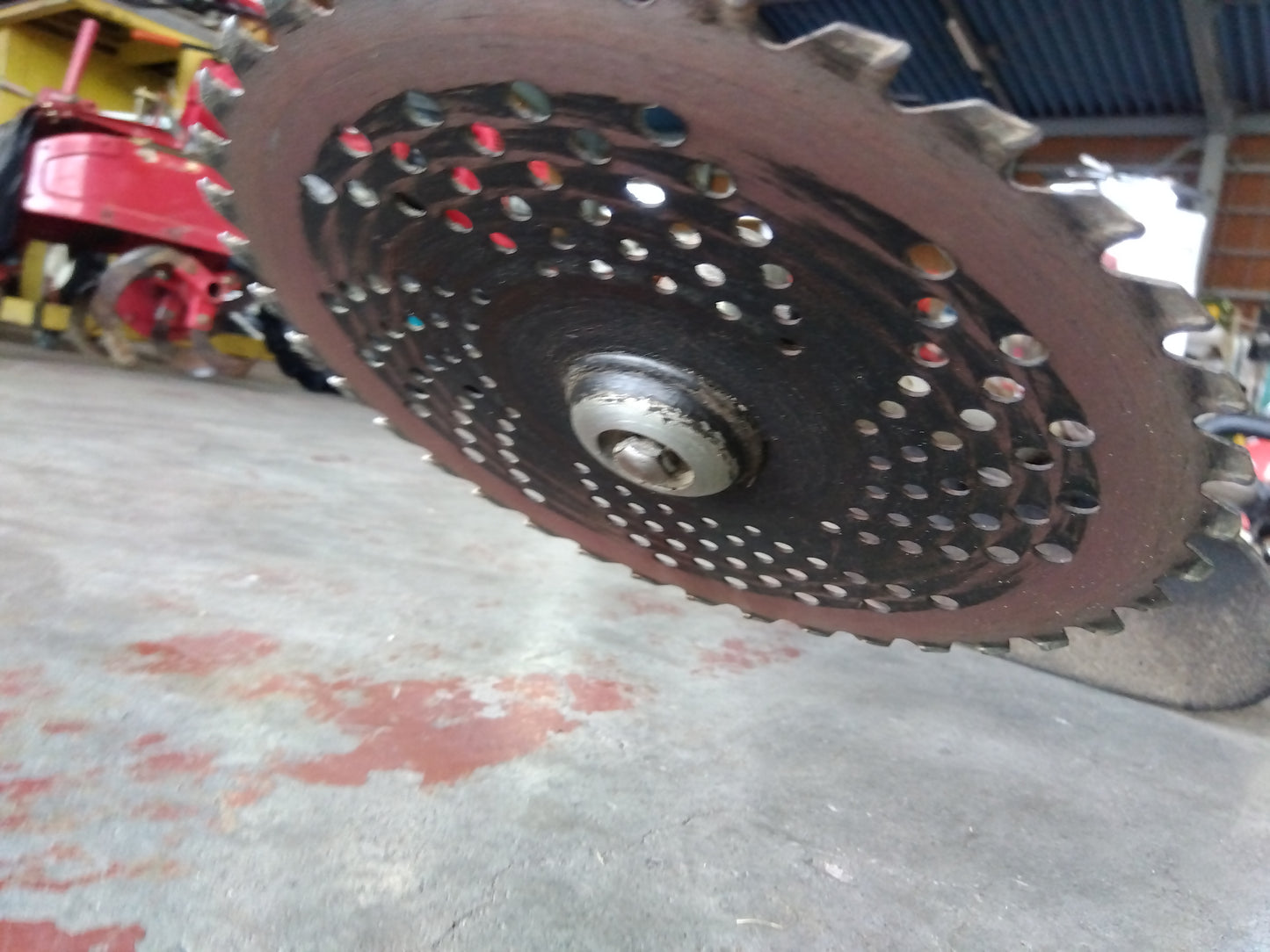 ゼノア　中古　刈払機　TRZ235L　「宮城店　2273」