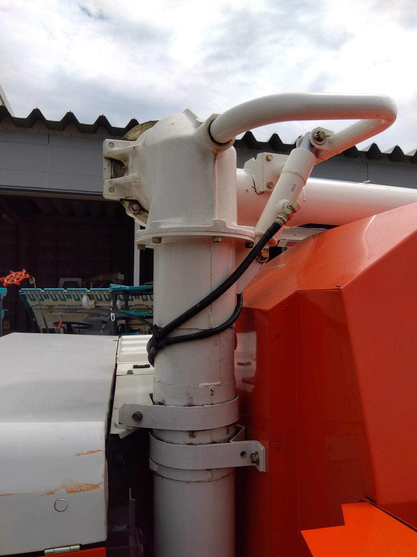 クボタ 中古 コンバイン AR323 GDXMW2 【山形店 9268】