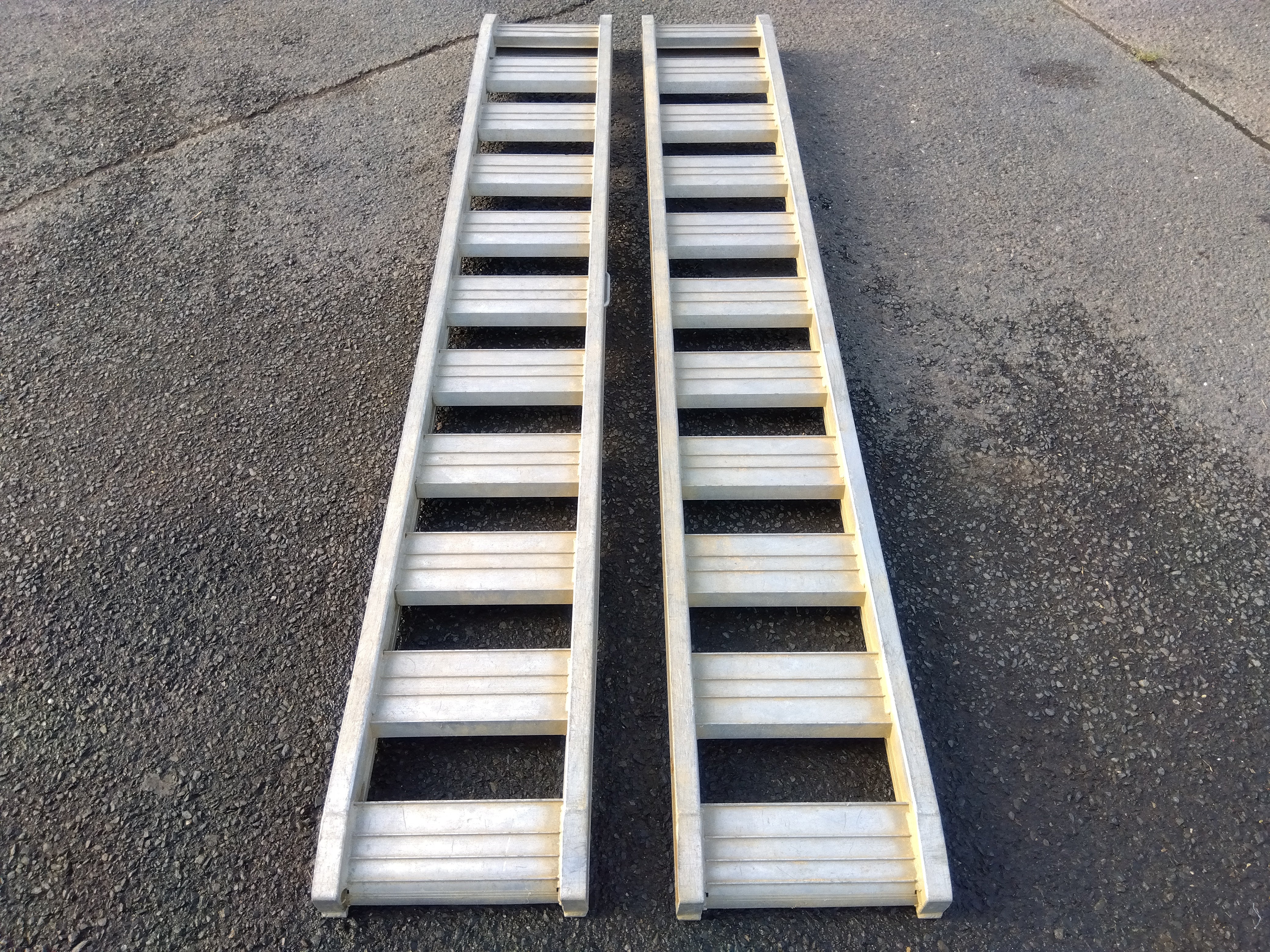 メーカー不明 中古 アルミブリッジ 2400㎜ 【宮城 2316】 – 農キング