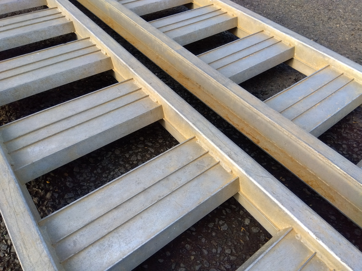 メーカー不明 中古 アルミブリッジ 2400㎜ 【宮城 2316】