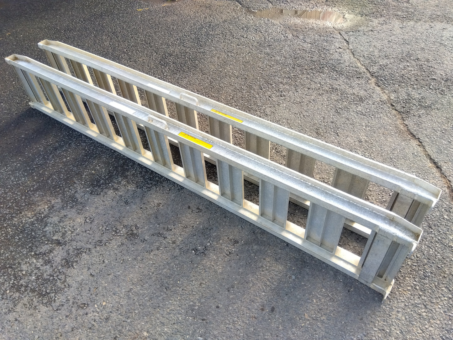 メーカー不明 中古 アルミブリッジ 2400㎜ 【宮城 2316】