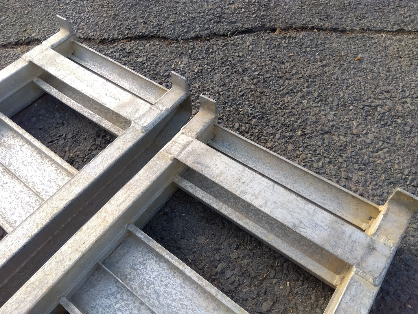 メーカー不明 中古 アルミブリッジ 2400㎜ 【宮城 2316】