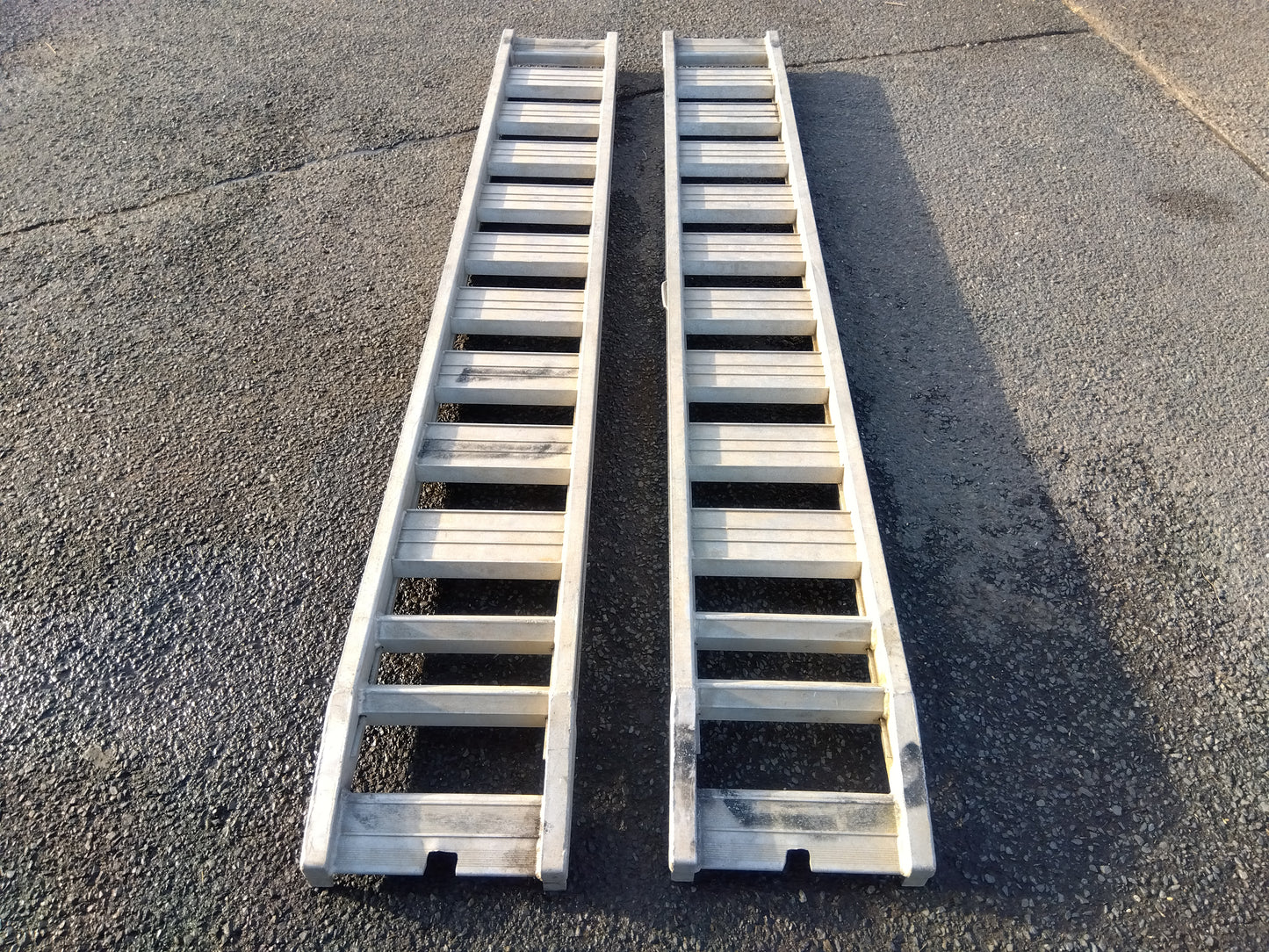 メーカー不明 中古 アルミブリッジ 2700㎜ 【宮城 2315】