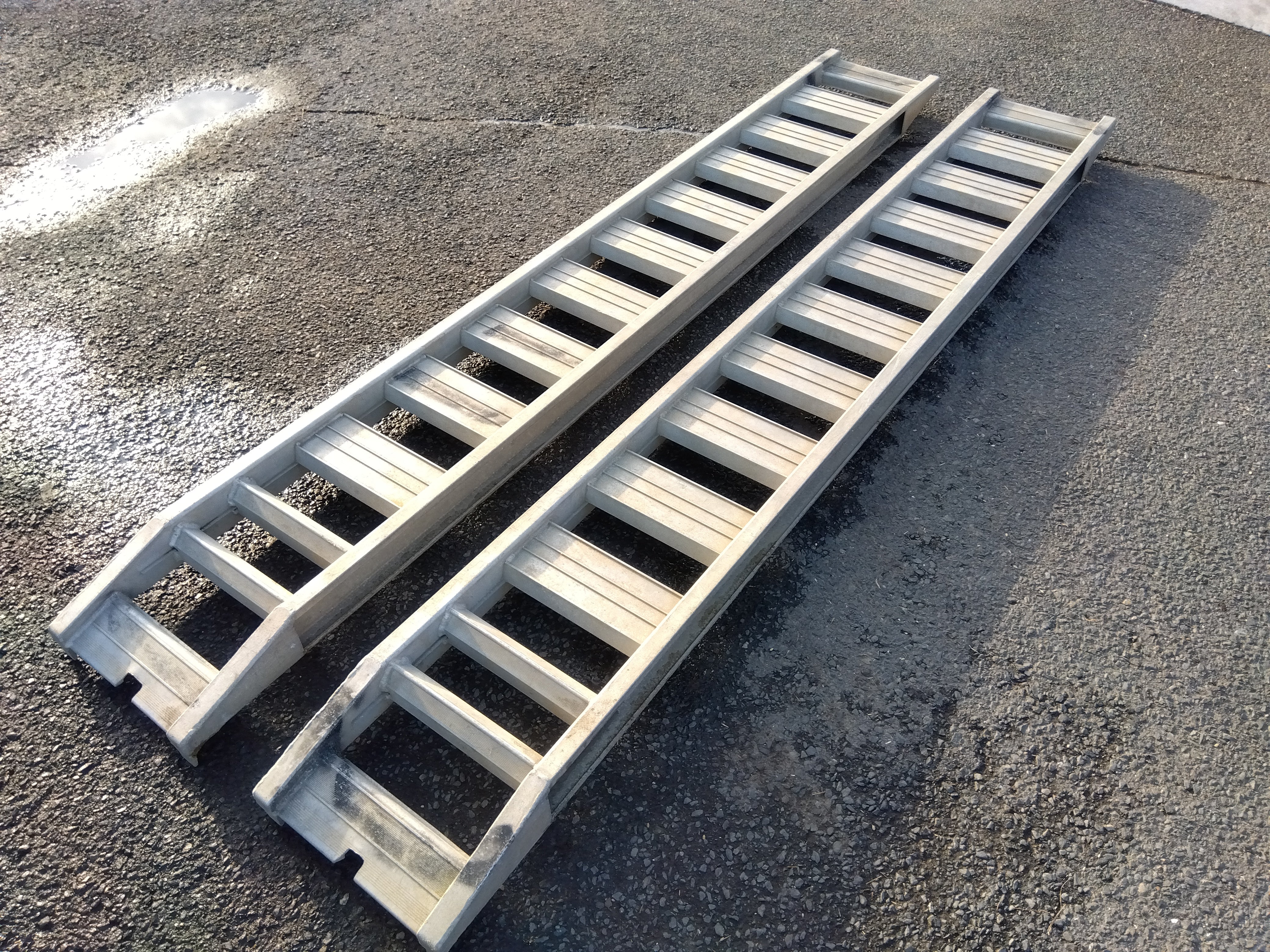 メーカー不明 中古 アルミブリッジ 2700㎜ 【宮城 2315】 – 農キング