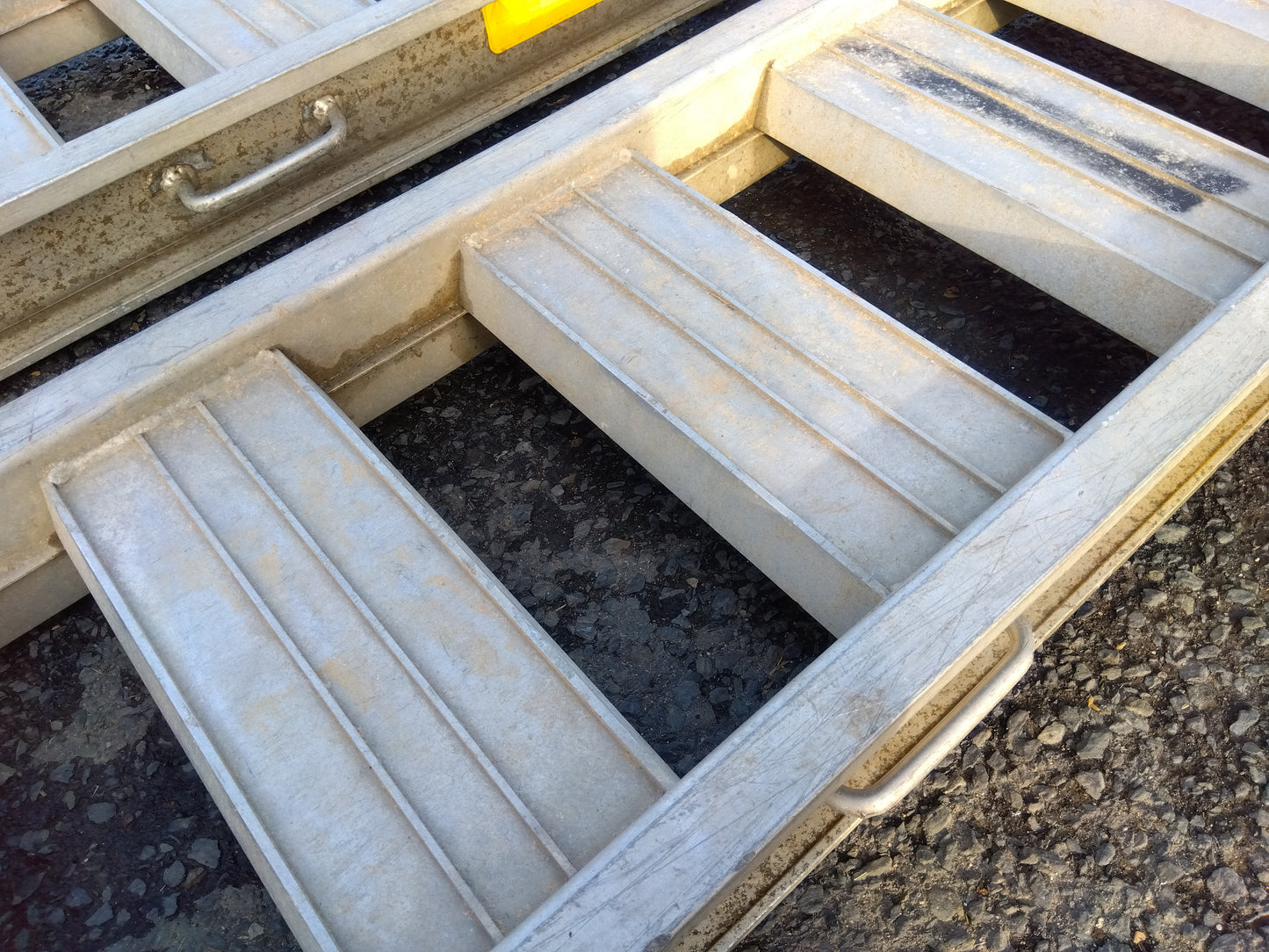 メーカー不明 中古 アルミブリッジ 2700㎜ 【宮城 2315】