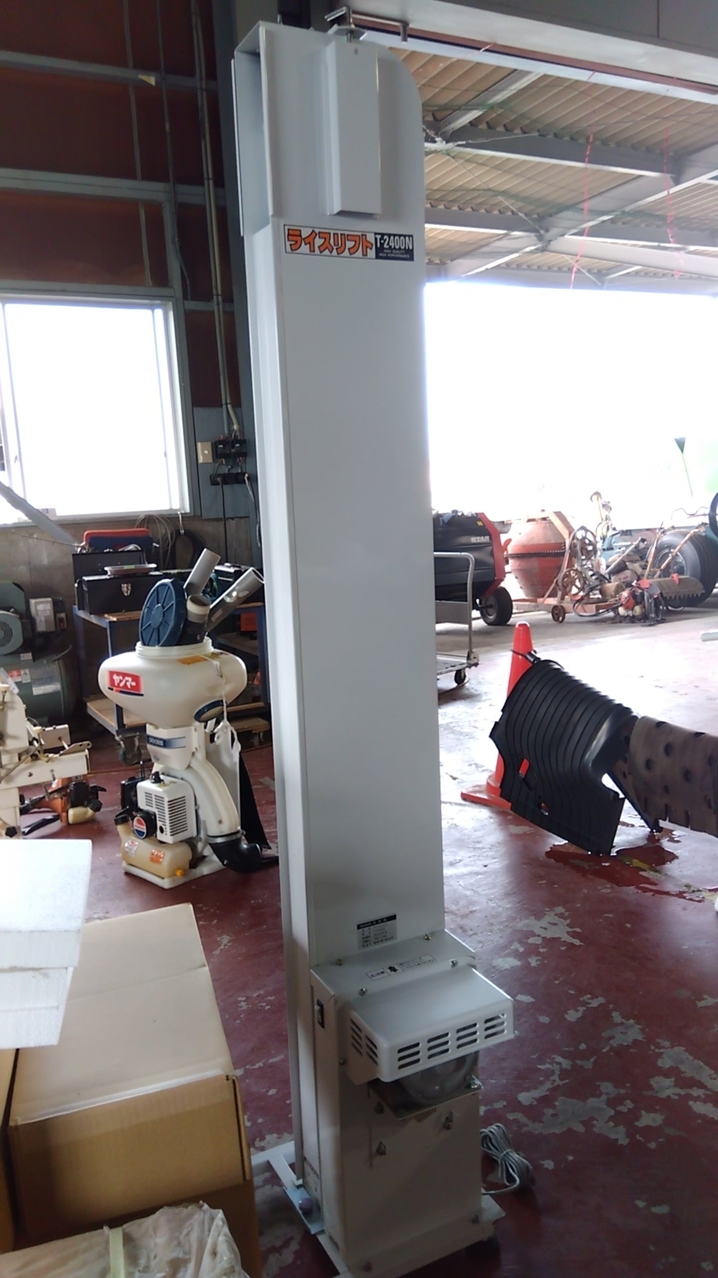 タイガー　中古(未使用品)　ライスリフト　T-2400N　「宮城店2299」