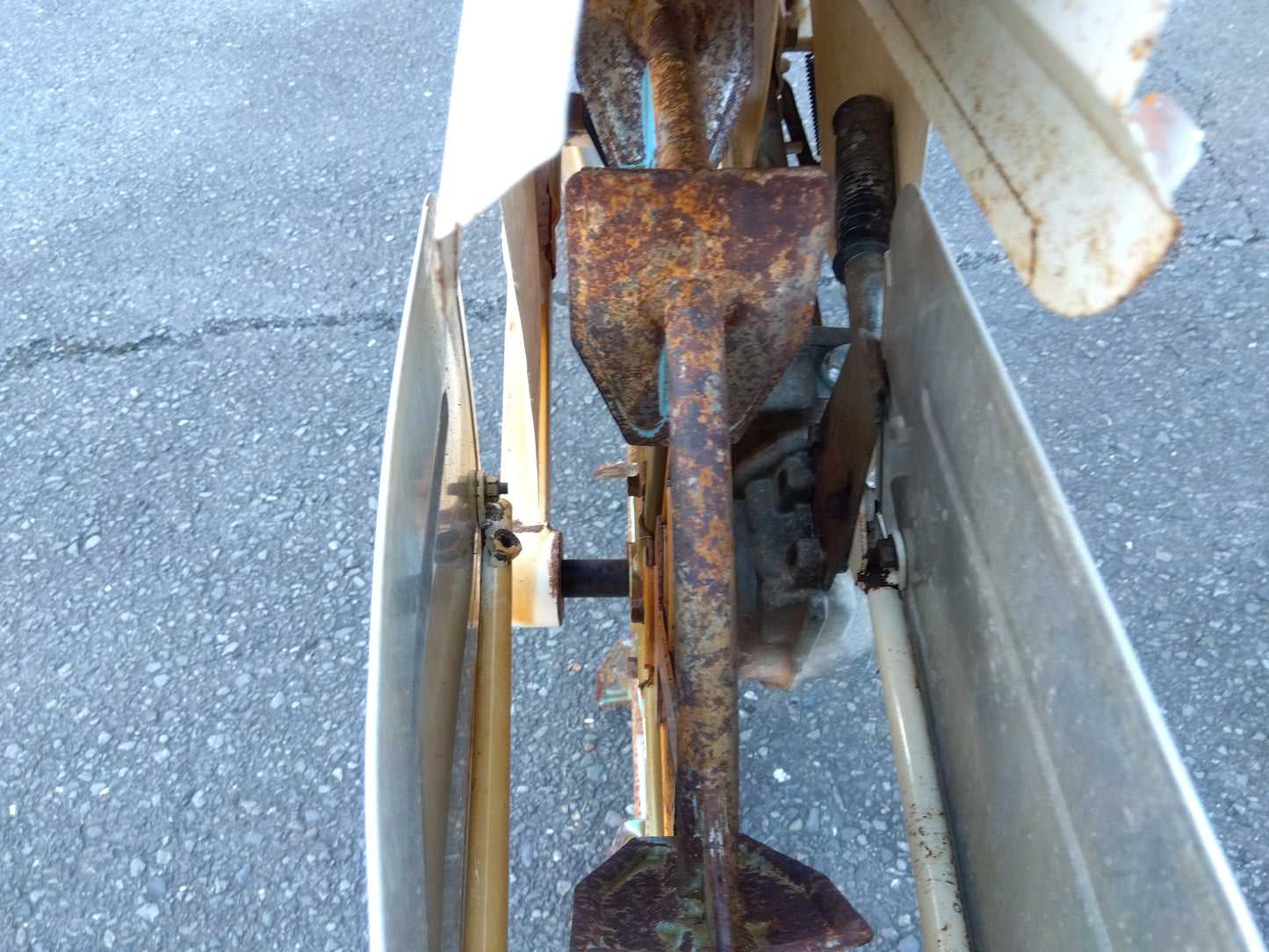 共立　中古　乗用溝切機　MKSE431R　ジャンク品　「宮城店　2361」　