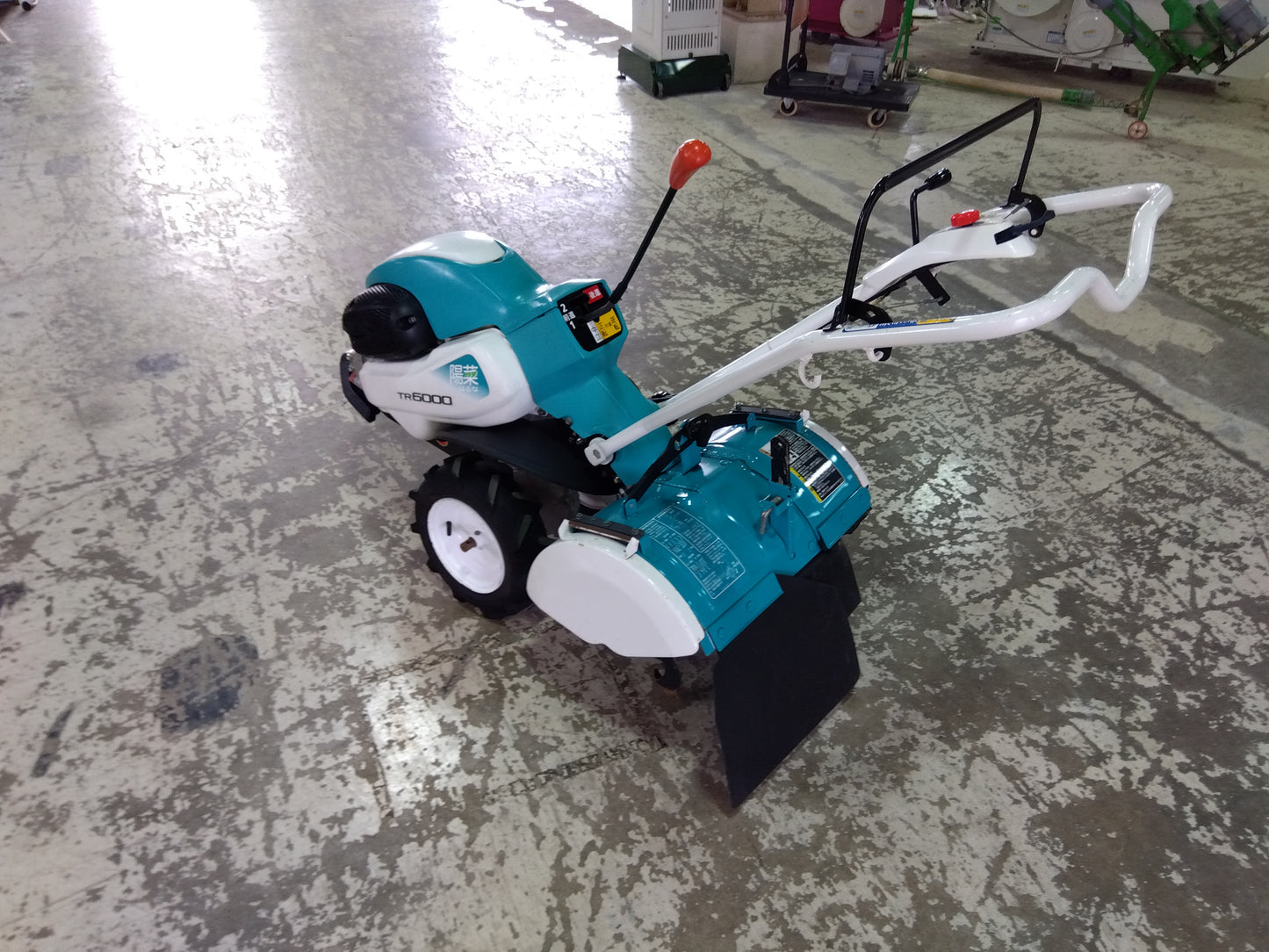 クボタ　　中古　耕耘機　TR6000　「山形　9348」