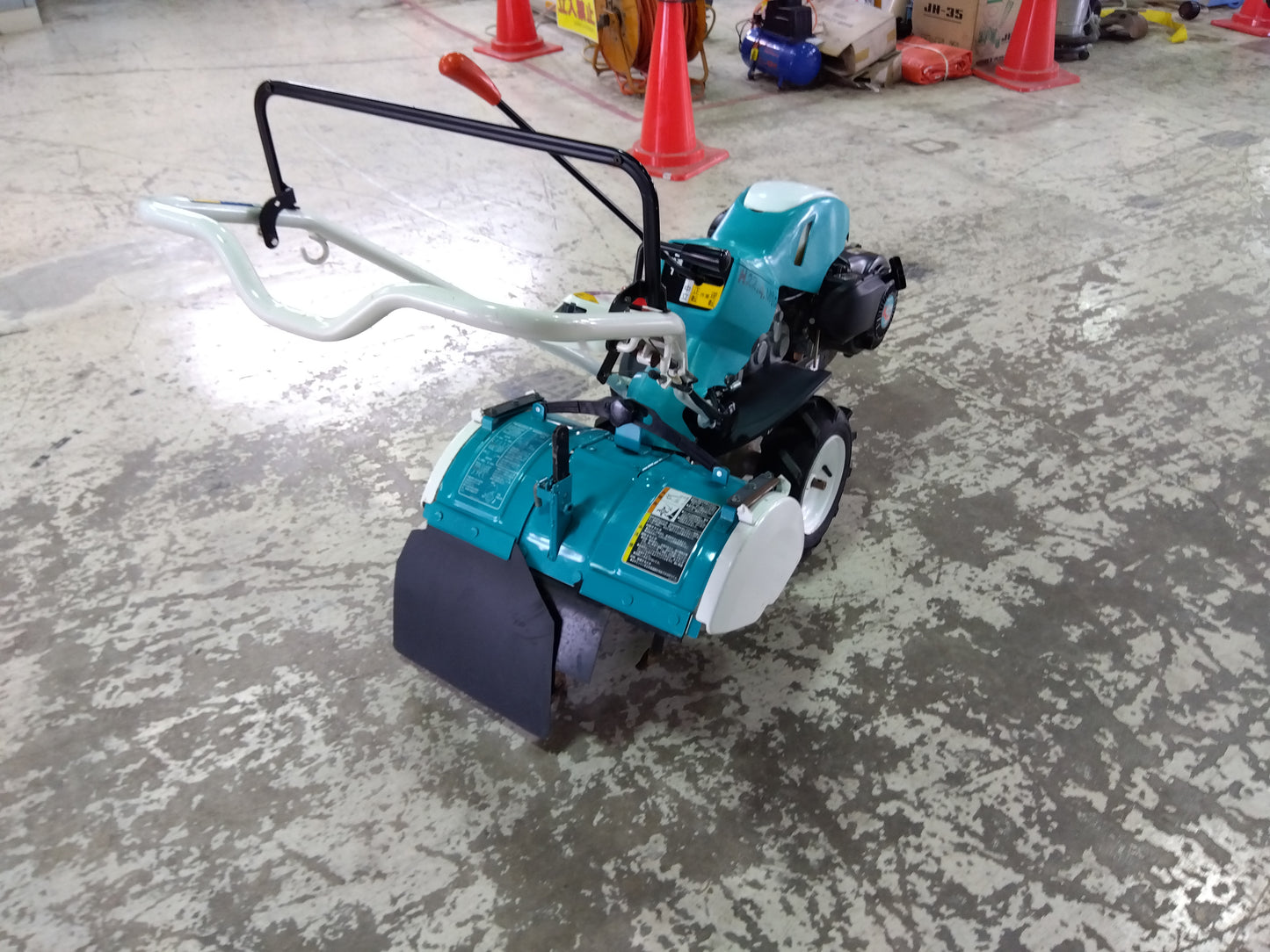 クボタ　　中古　耕耘機　TR6000　「山形　9348」