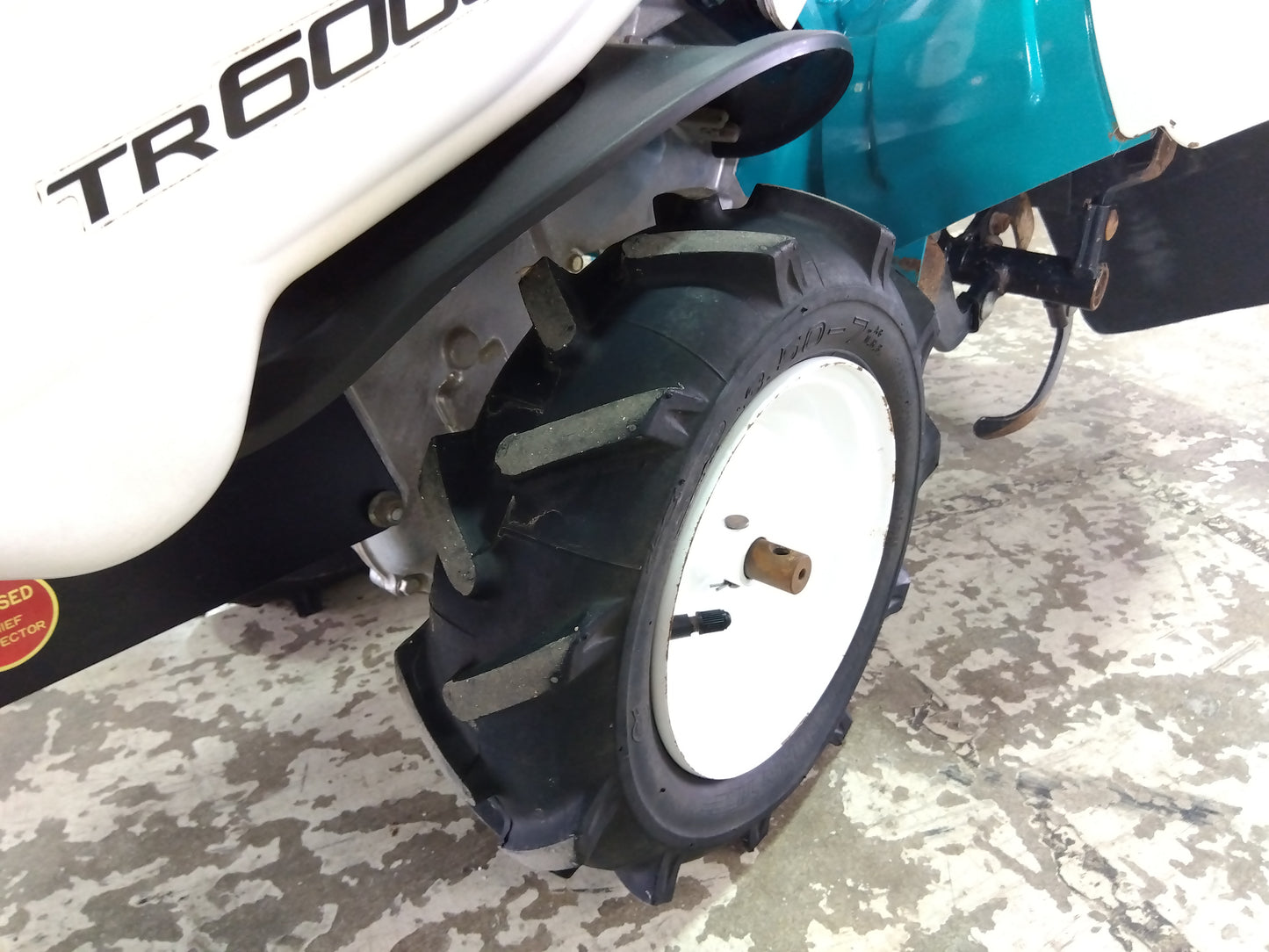 クボタ　　中古　耕耘機　TR6000　「山形　9348」
