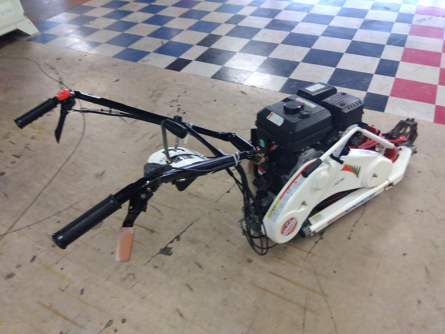 共立　中古　ウイングモア　AZ736