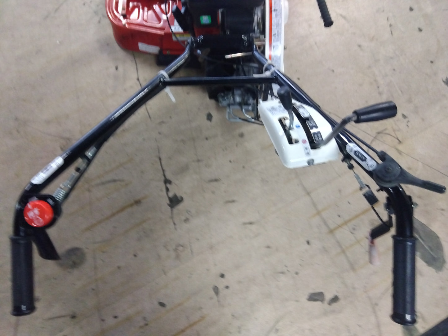 共立　中古　ウイングモア　AZ736