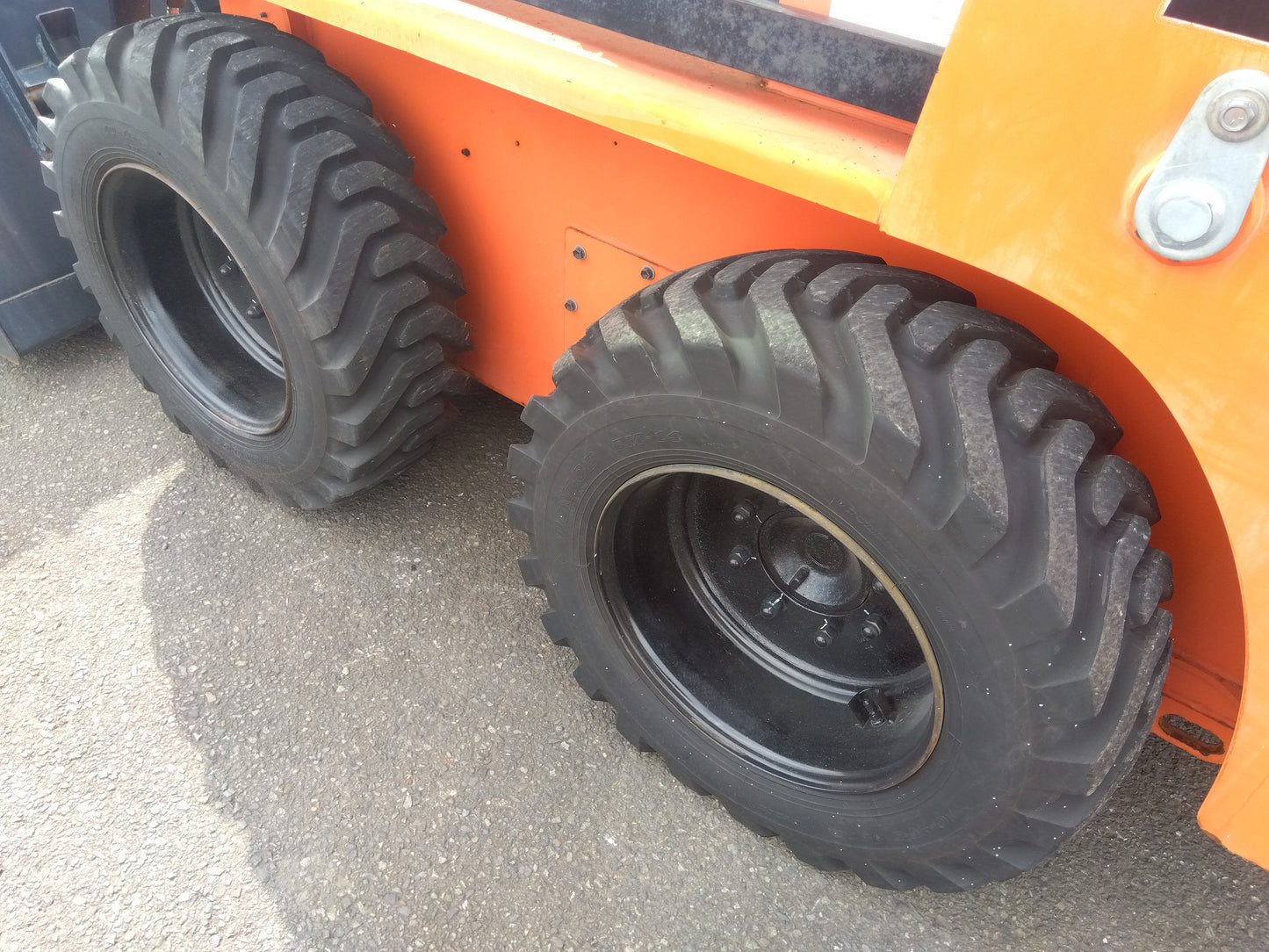 トヨタ　中古　スキッドステアローダー　ジョブサン　305SDK10　「宮城店　2348P」