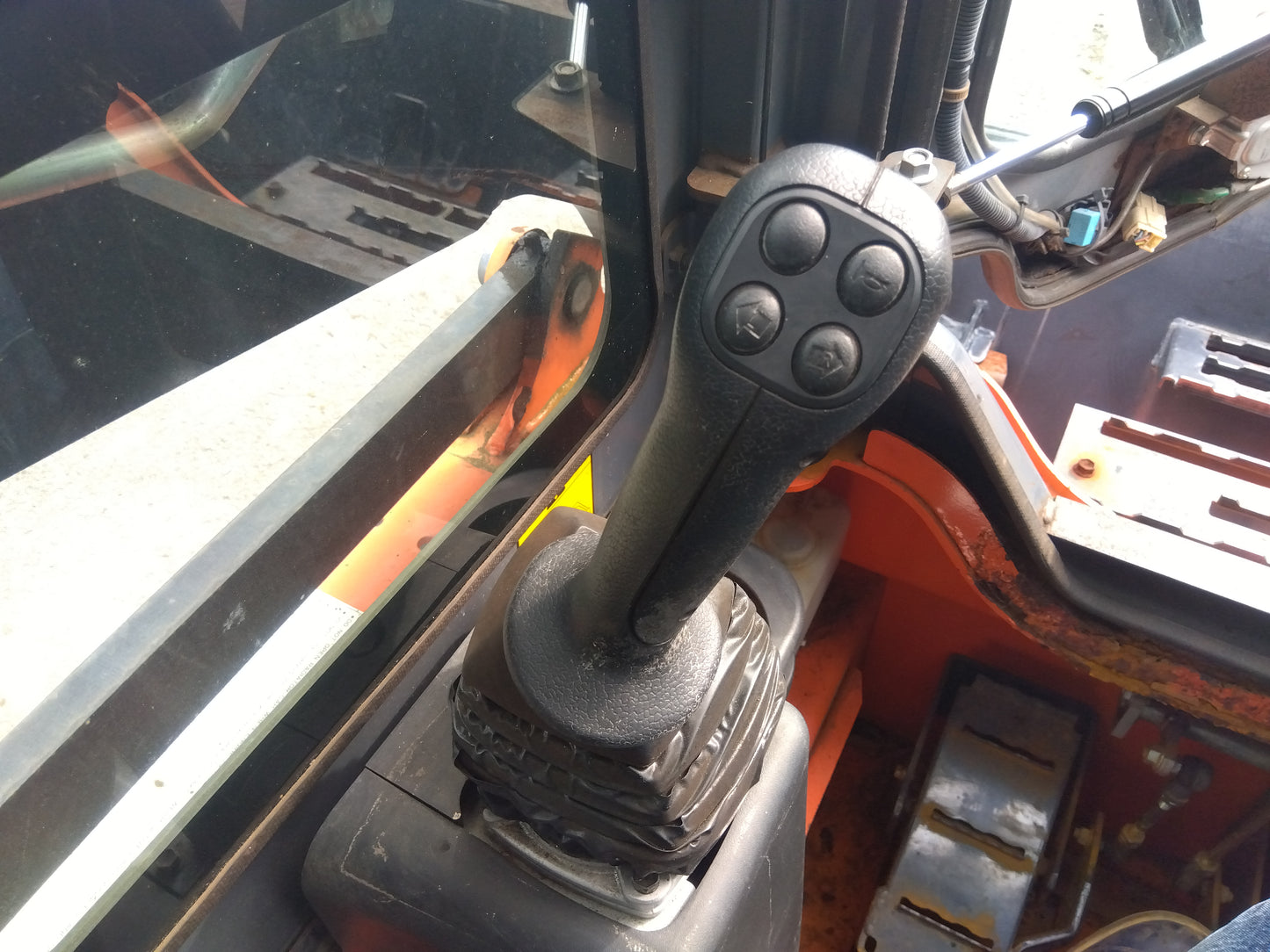 トヨタ　中古　スキッドステアローダー　ジョブサン　305SDK10　「宮城店　2348P」