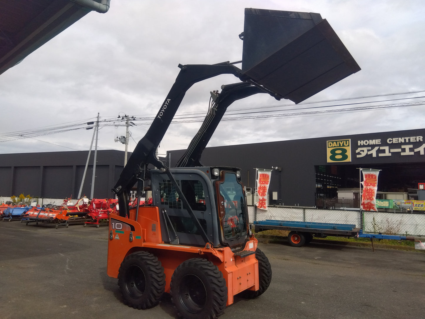 トヨタ　中古　スキッドステアローダー　ジョブサン　305SDK10　「宮城店　2348P」