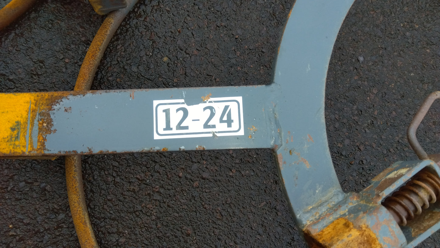 不明　中古　カゴ車輪　12-24　山形店