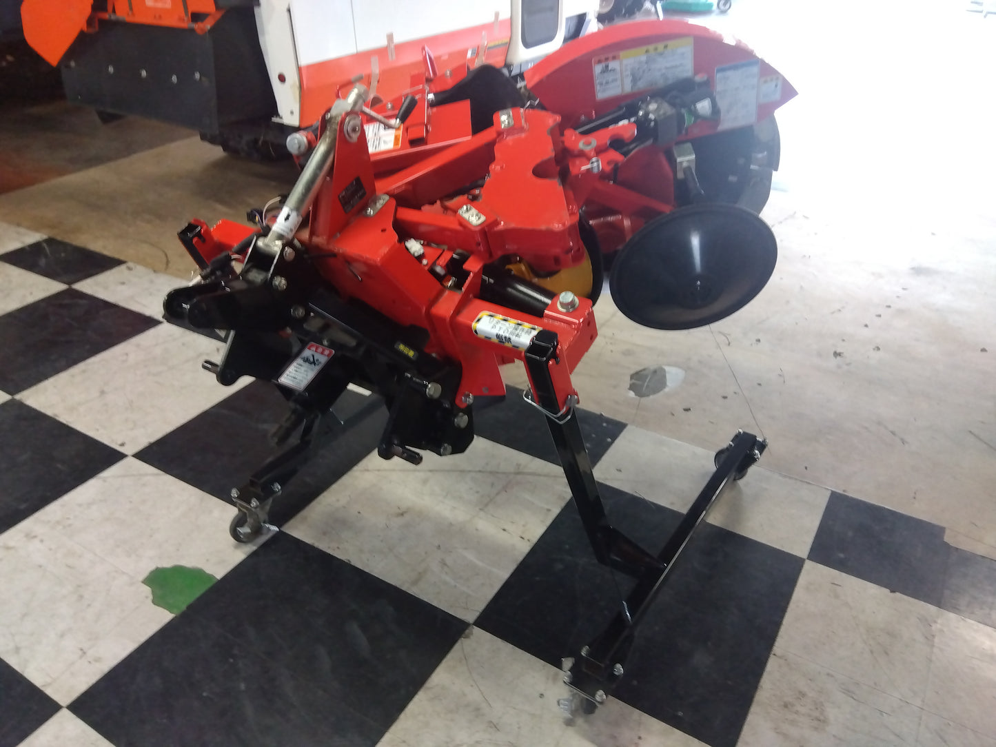 ニプロ　中古　畦塗機　SZR303NJ