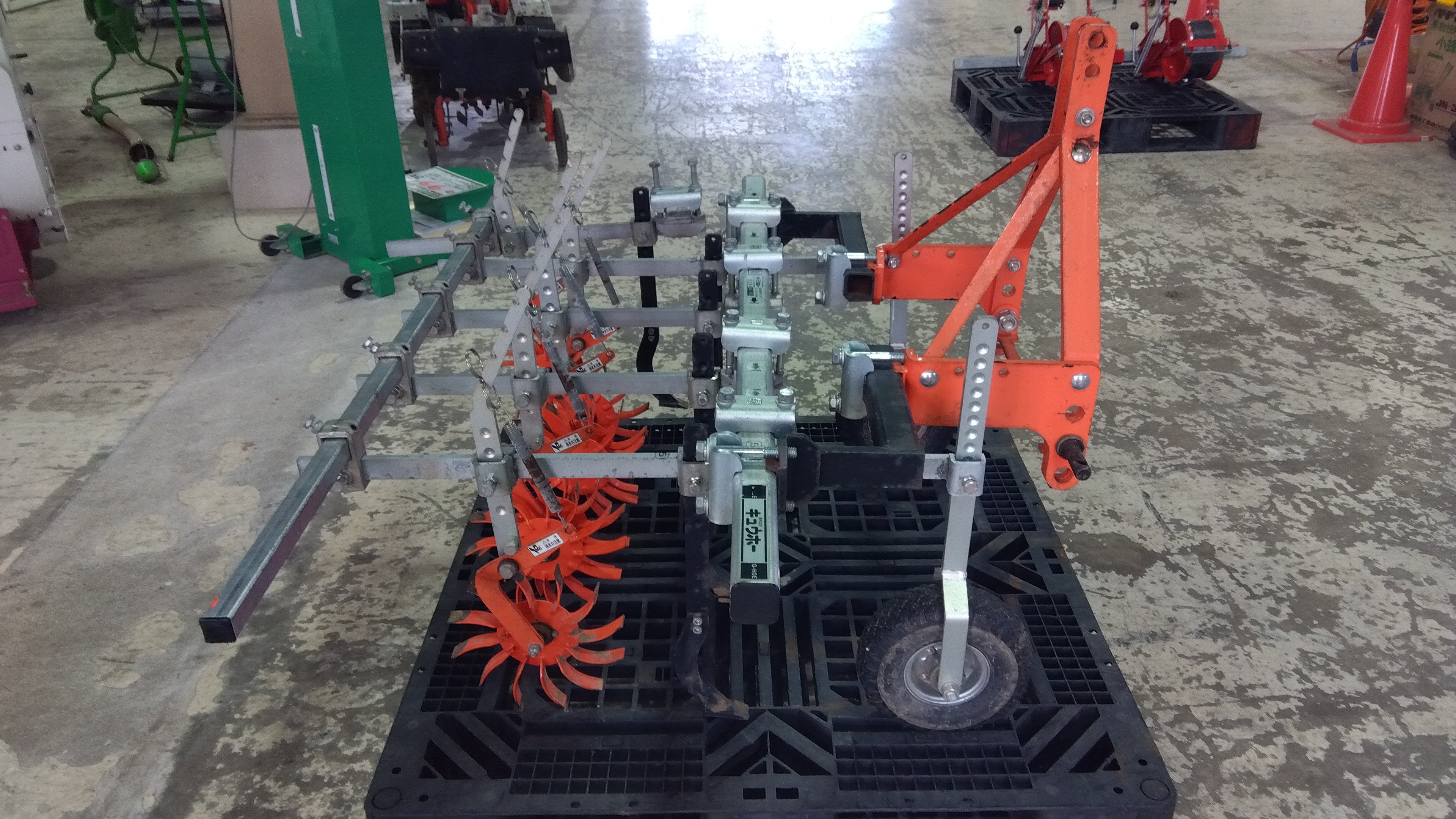 JAP工房　一馬　脊椎虫 - 劇中使用　29,700円のお品 キューホー 中古中耕除草機 PA010-4ETSHA 山形店 – 農キング