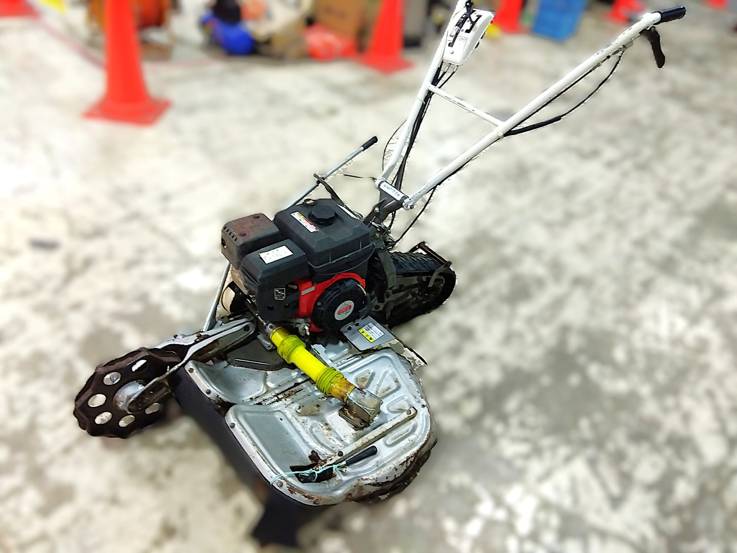 【店舗販売限定】オーレック クローラウイングモアー WMC726【山形店】