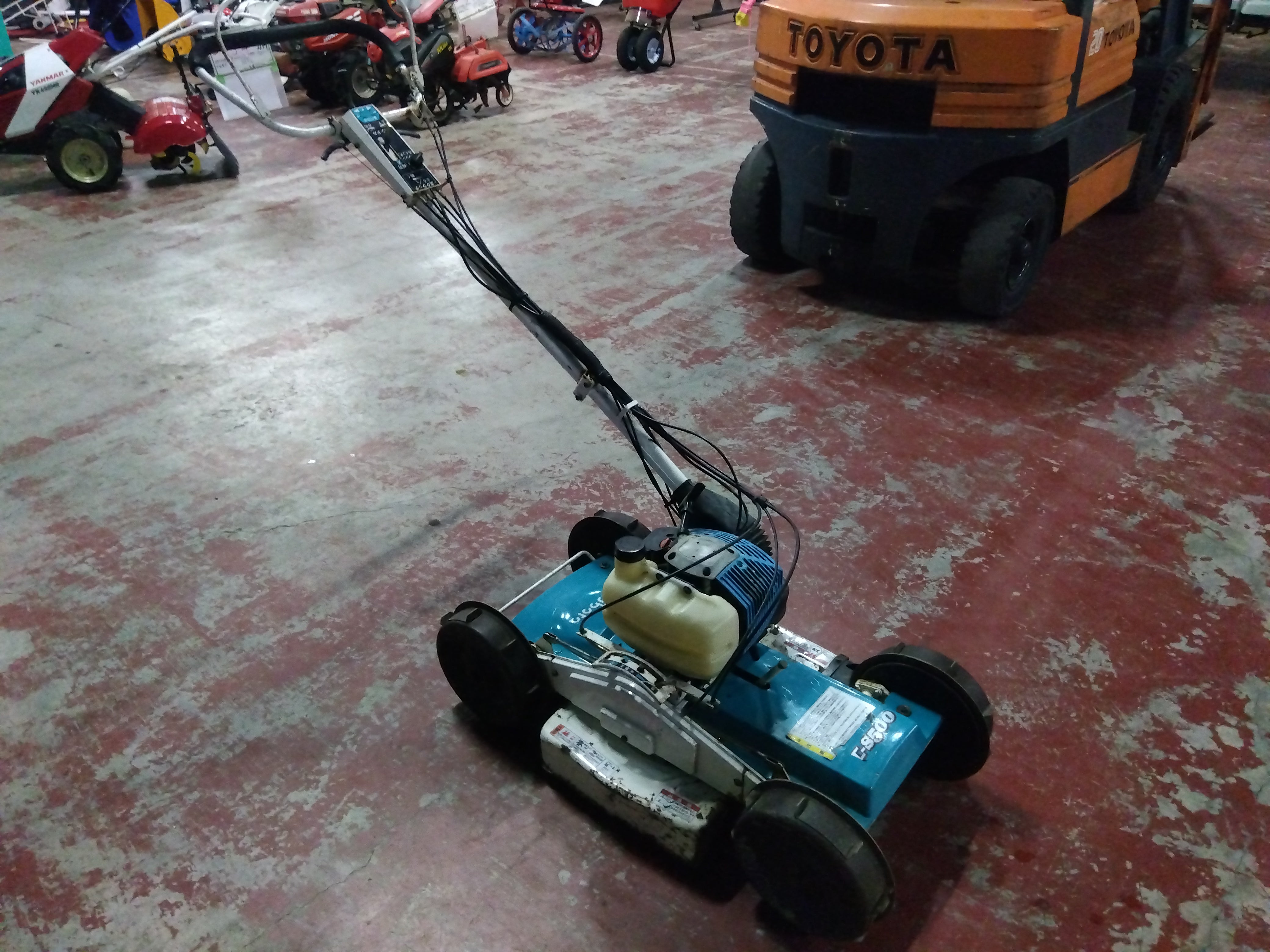 ◎クボタ　スパイダーモア　GC-S500　動作OK　整備済◎自走式草刈機　管理機　ウィングモア　 ロータリーモア クボタ スパイダーモア GC-S500 「宮城店2411」 \u2013 農キング