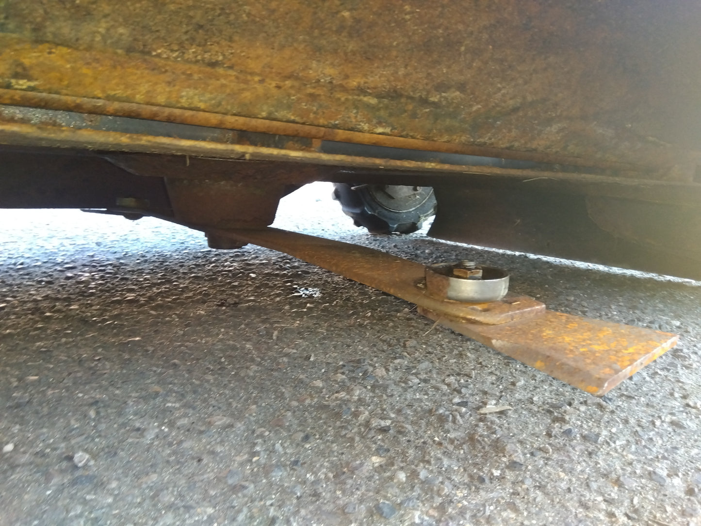 筑水キャニコム　中古　乗用モア　CM220