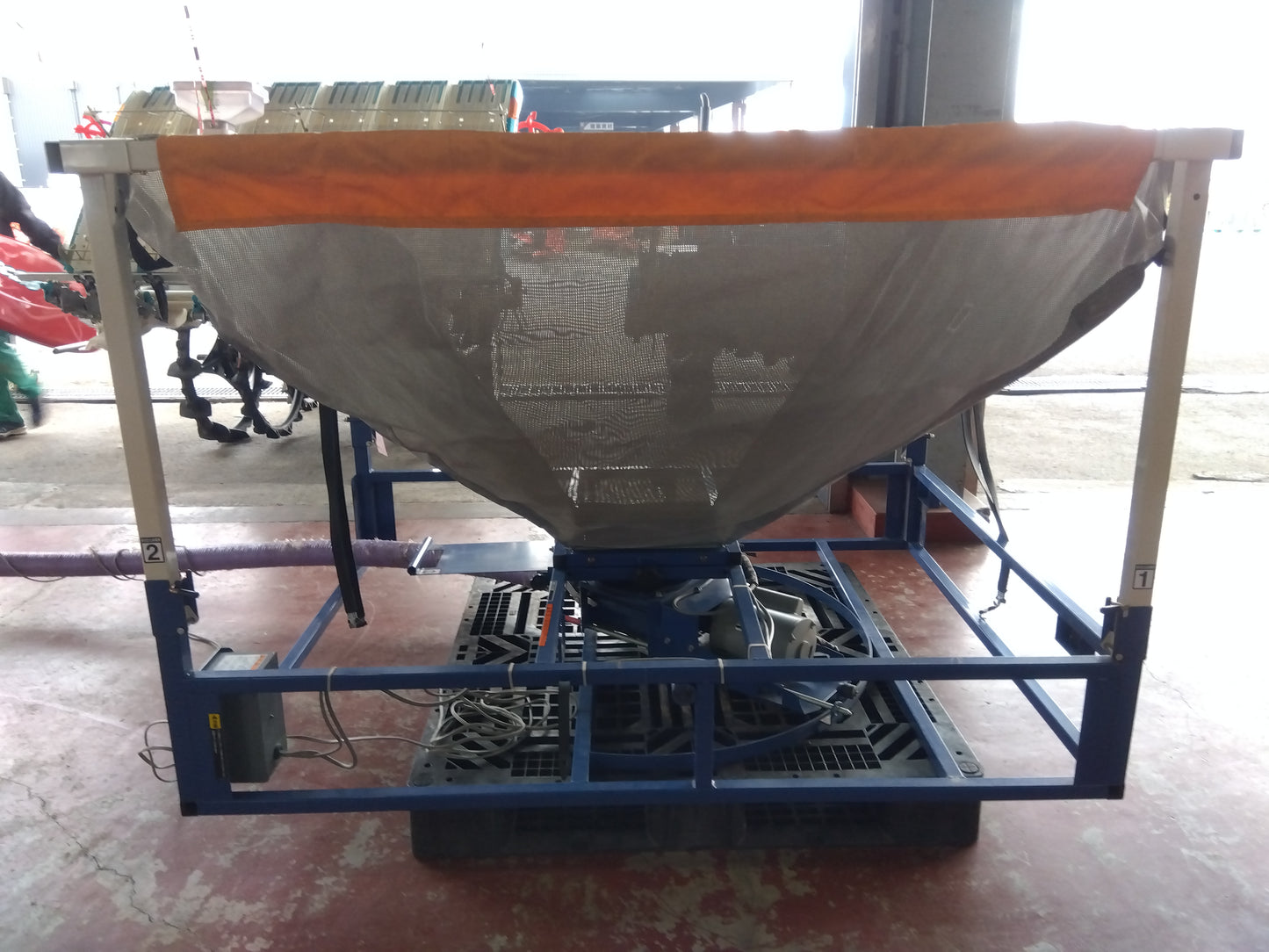 イシイ　中古　レザーコンテナ　LD84-BV　「宮城店2462」