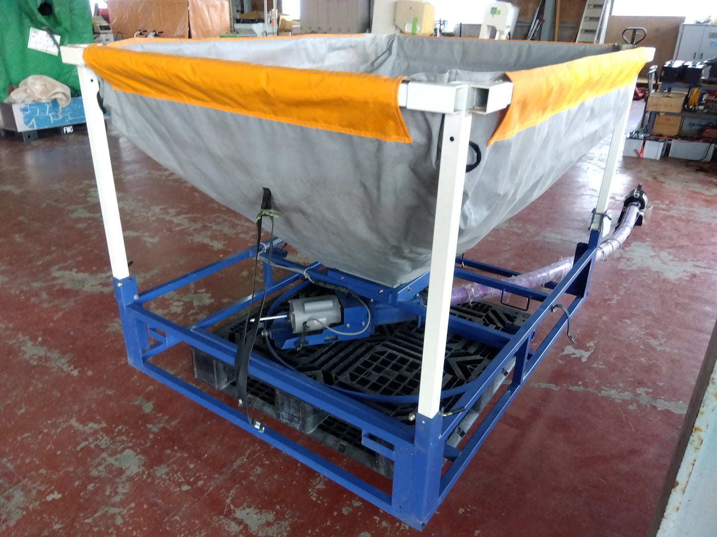 イシイ　中古　レザーコンテナ　LD84-BV　「宮城店2462」