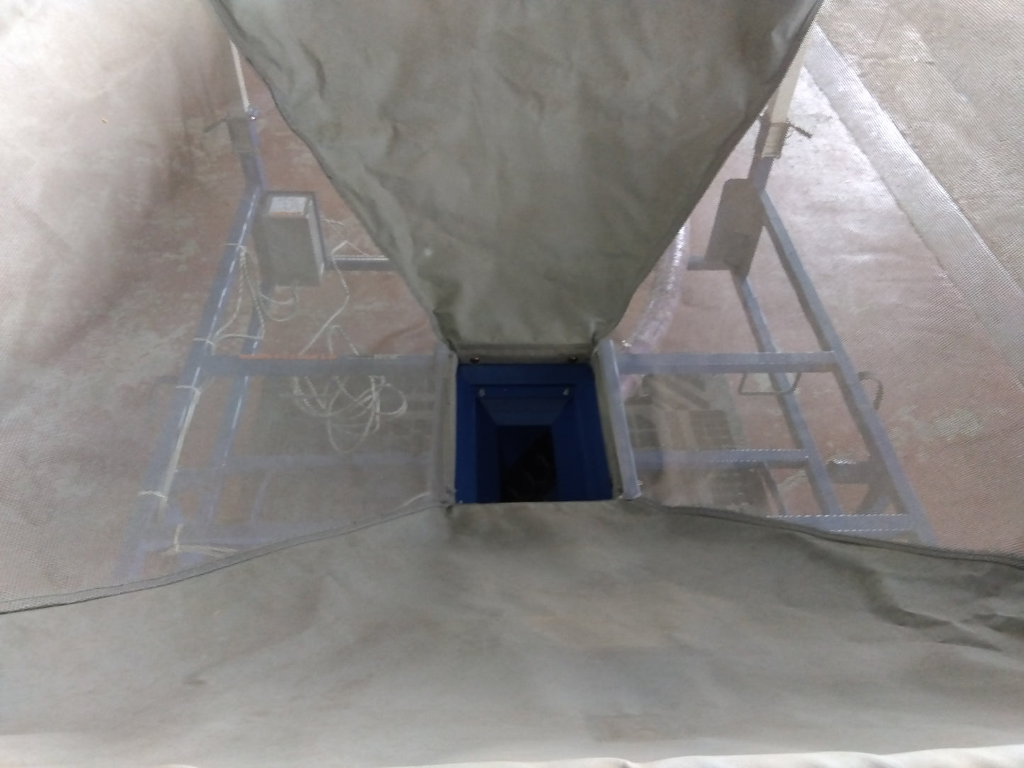 イシイ　中古　レザーコンテナ　LD84-BV　「宮城店2462」