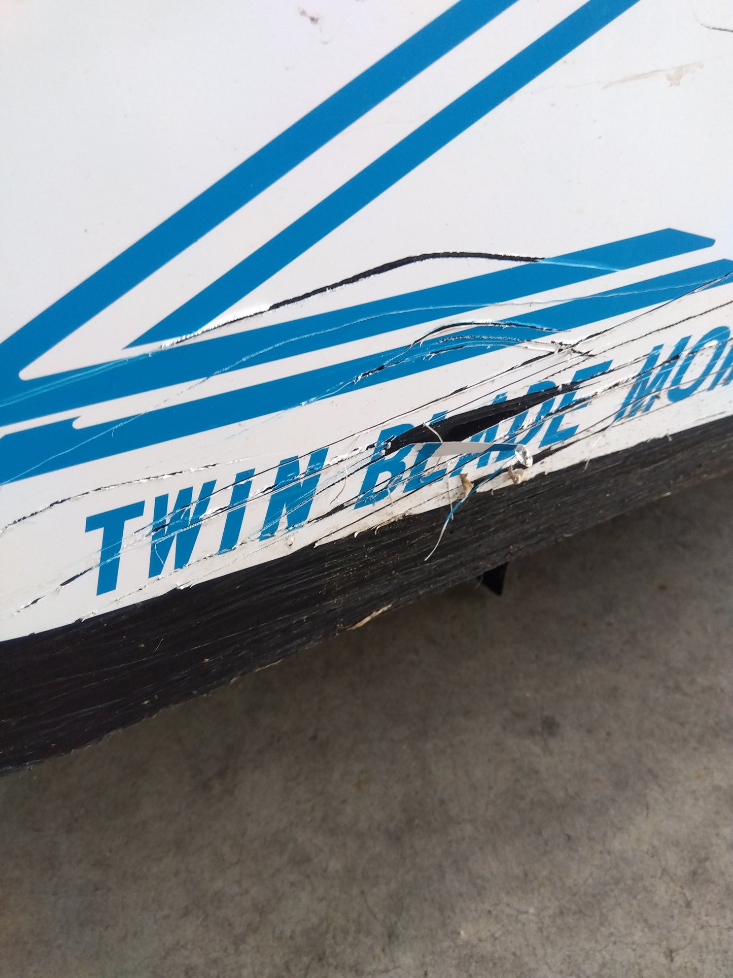 斎藤農機 中古 畦畔草刈機 SGC605R-FC 【山形店 9514】