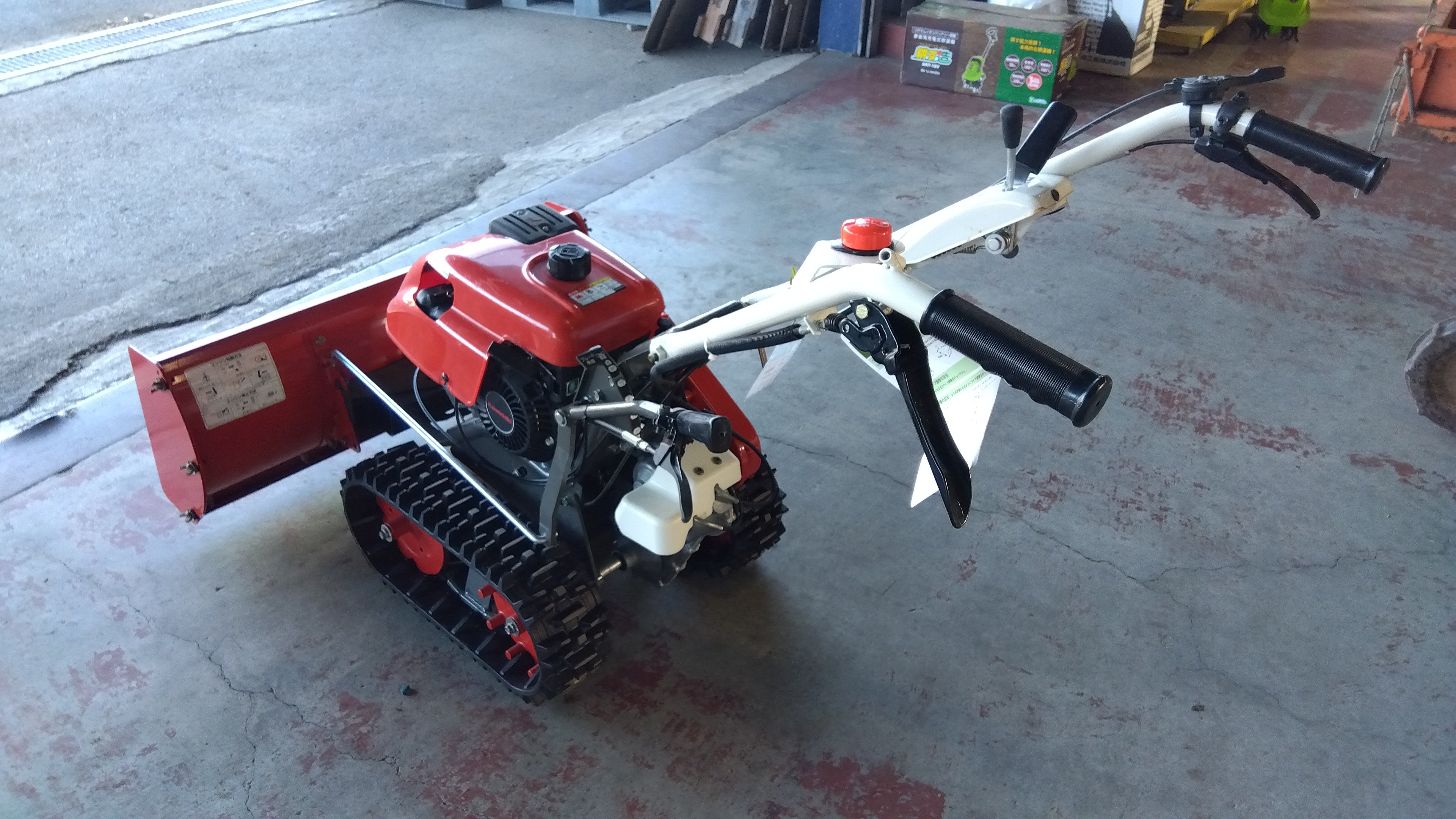 イセキ除雪機 イセキアグリ 自走除雪機 スノーグレーダー楽オス SGW803 – 農キング