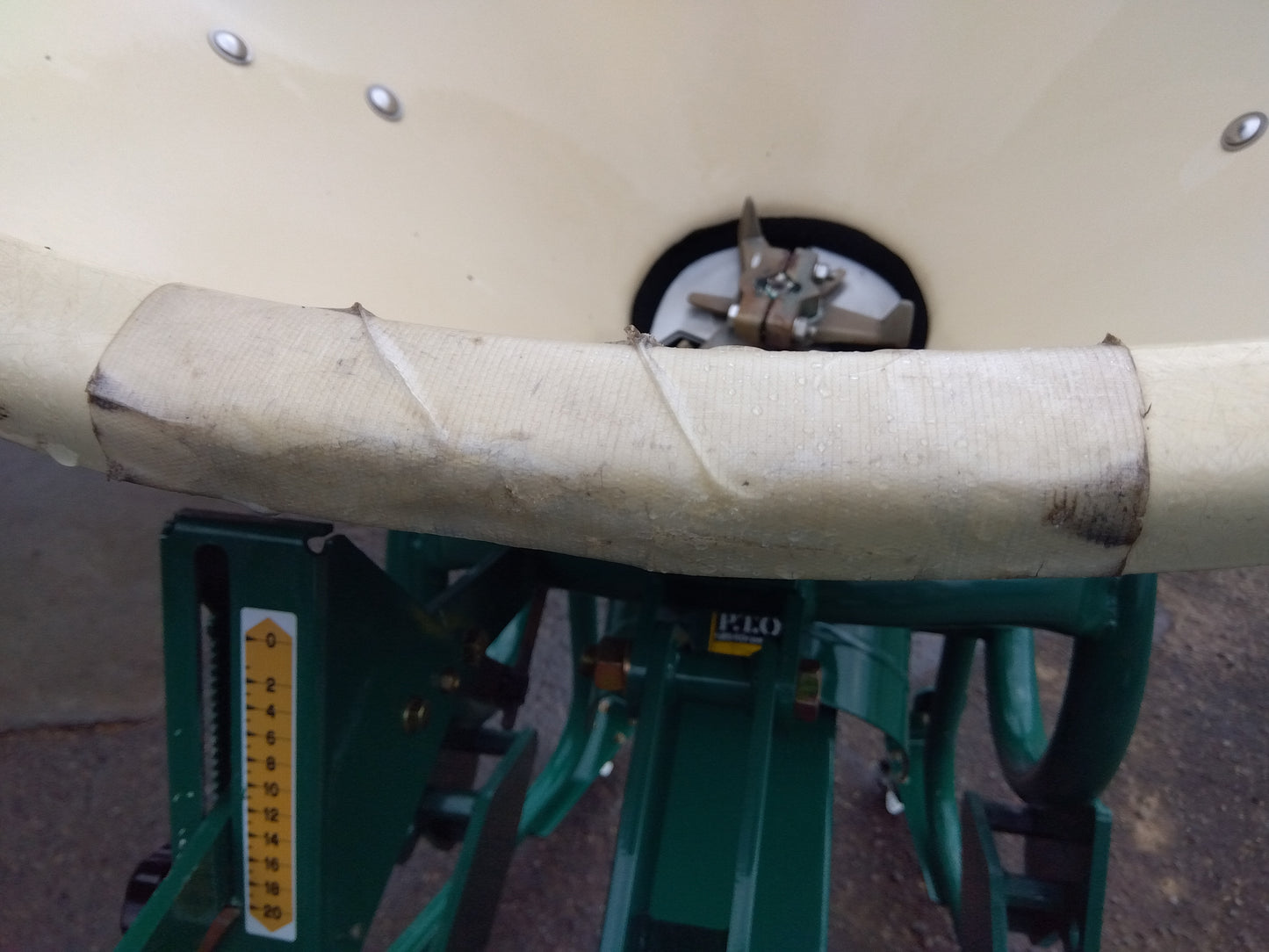 ササキ　中古　ブロードキャスター　BF203