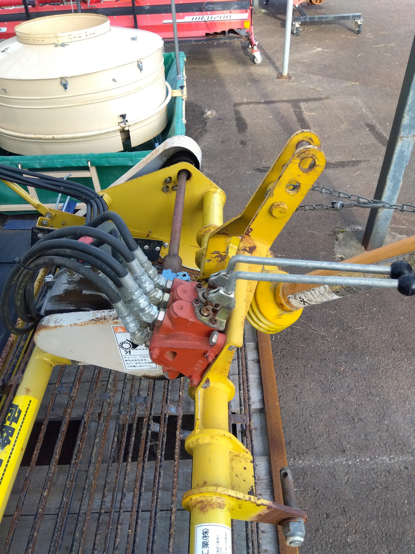 訓子府機械工業 中古 玉ねぎ堀取機（デガー）【山形店 9560】