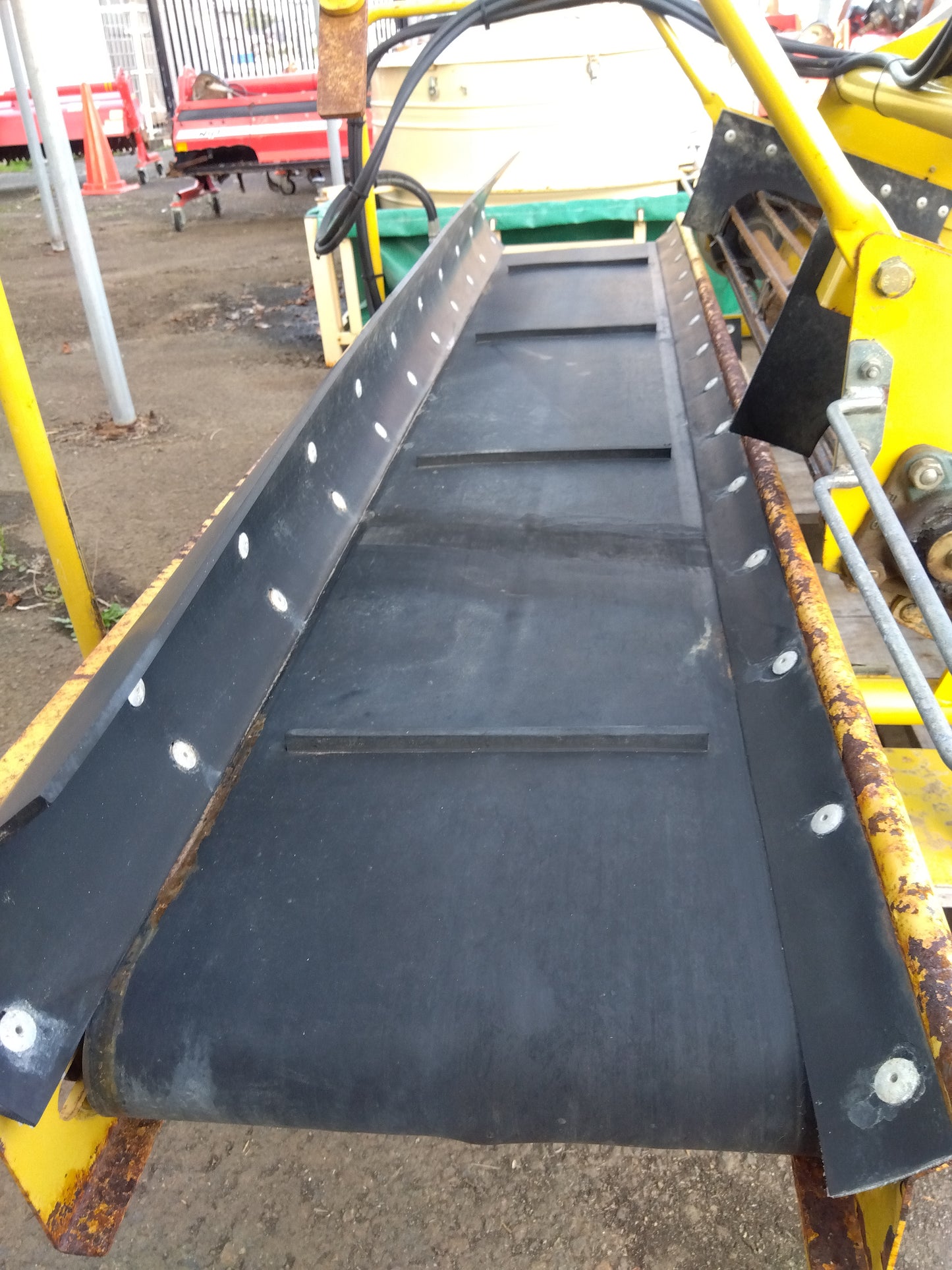 訓子府機械工業 中古 玉ねぎ堀取機（デガー）【山形店 9560】