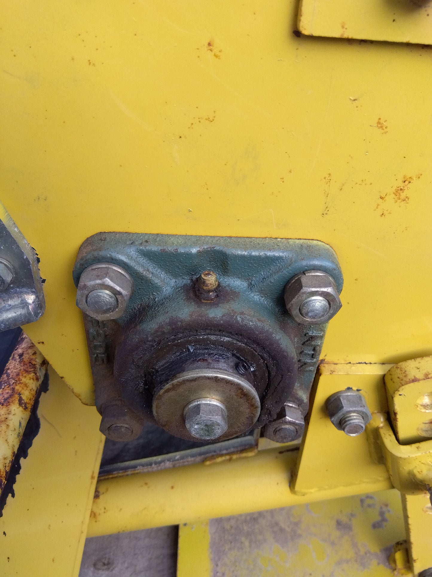 訓子府機械工業 中古 玉ねぎ堀取機（デガー）【山形店 9560】