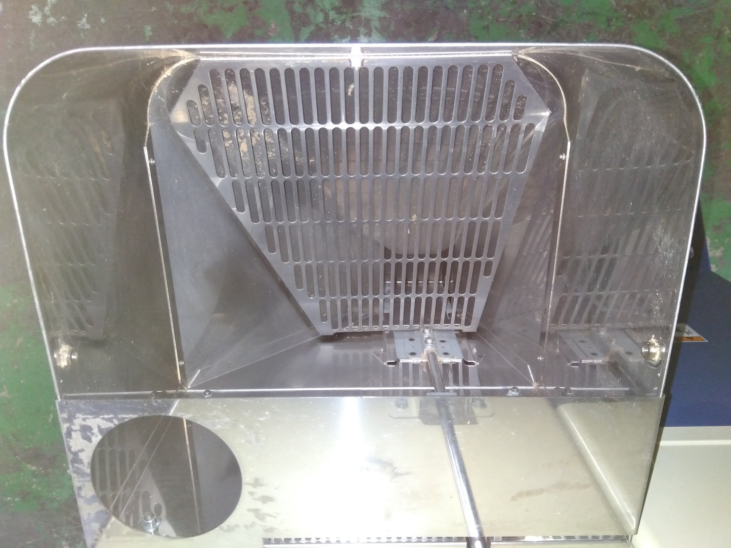 サタケ　中古　色彩選別機　FGS-3000（1）