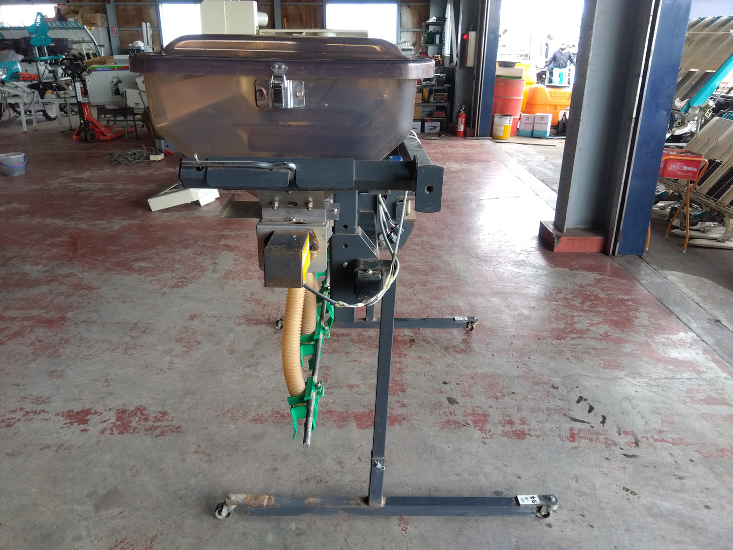 タイショー　中古　グランドソワー　UH140R　「宮城店　2512PM」