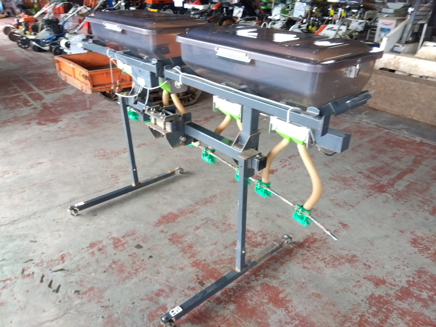 タイショー　中古　グランドソワー　UH140R　「宮城店　2512PM」