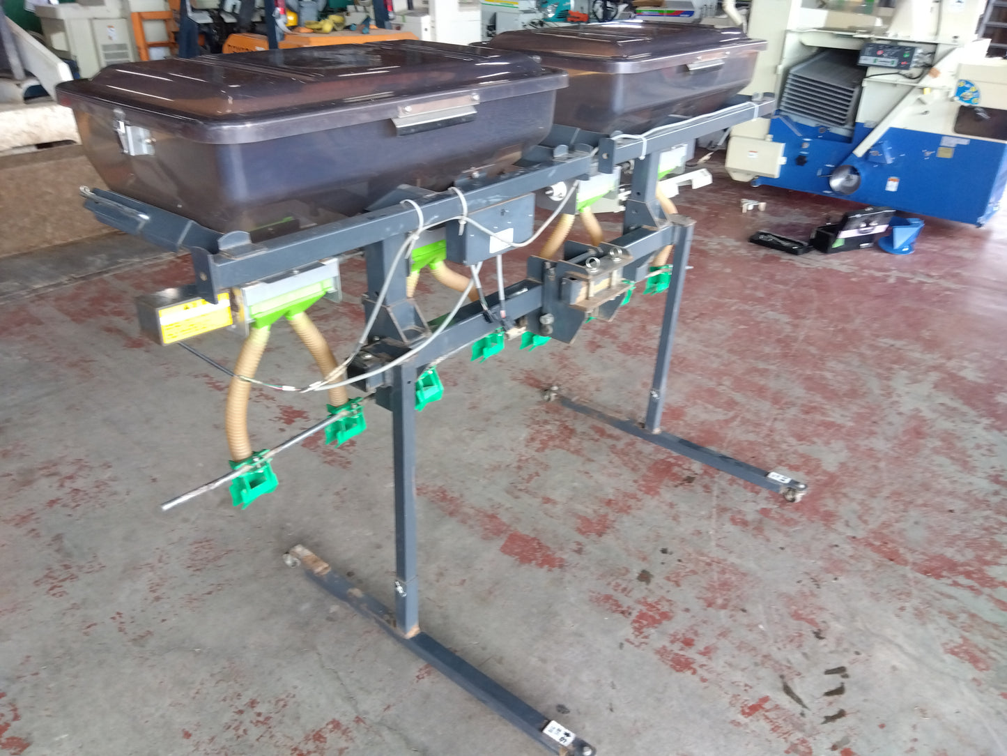 タイショー　中古　グランドソワー　UH140R　「宮城店　2512PM」