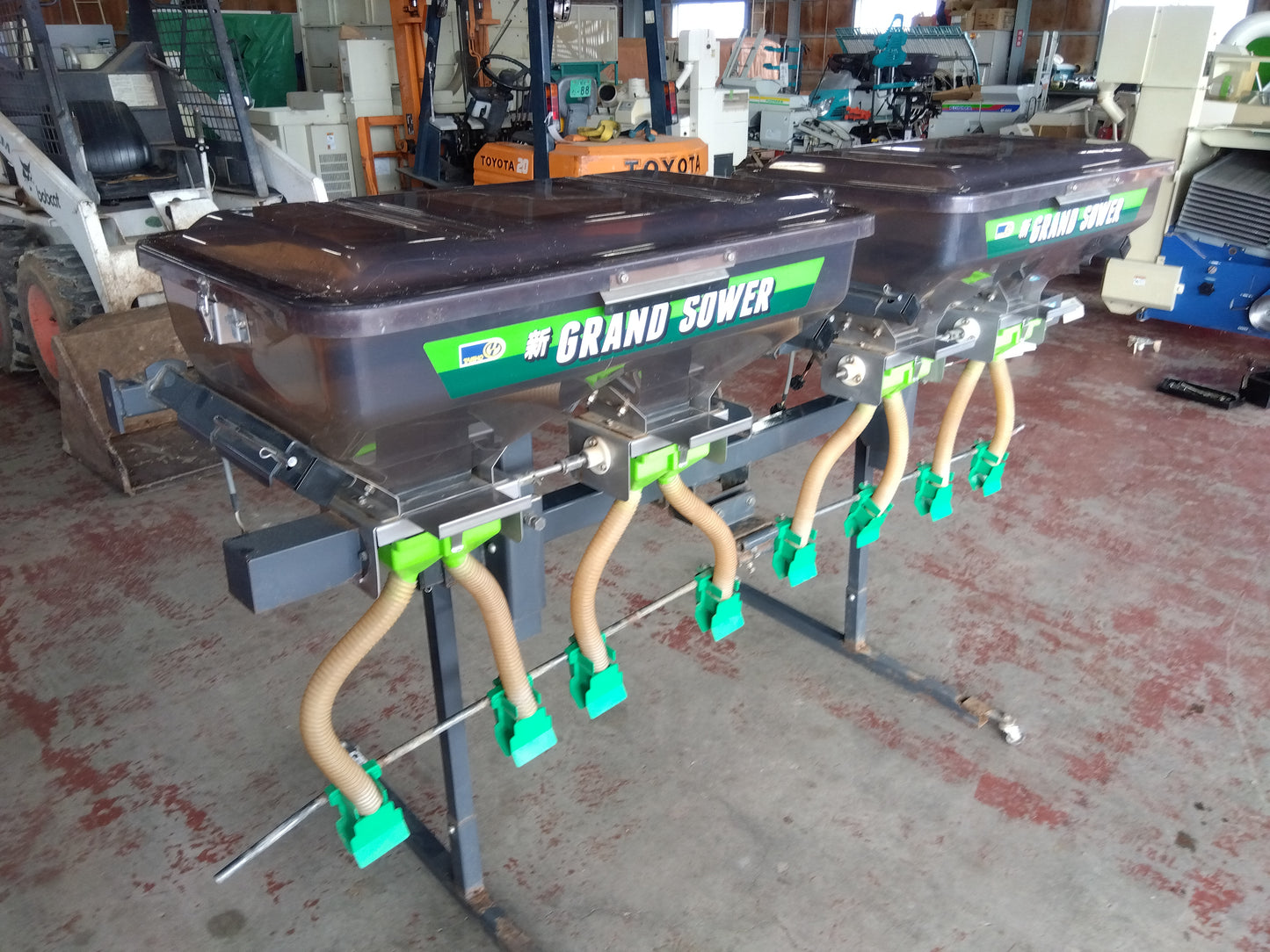 タイショー　中古　グランドソワー　UH140R　「宮城店　2512PM」