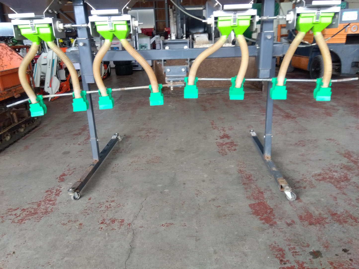 タイショー　中古　グランドソワー　UH140R　「宮城店　2512PM」