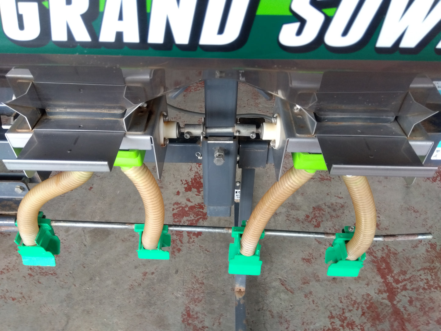 タイショー　中古　グランドソワー　UH140R　「宮城店　2512PM」