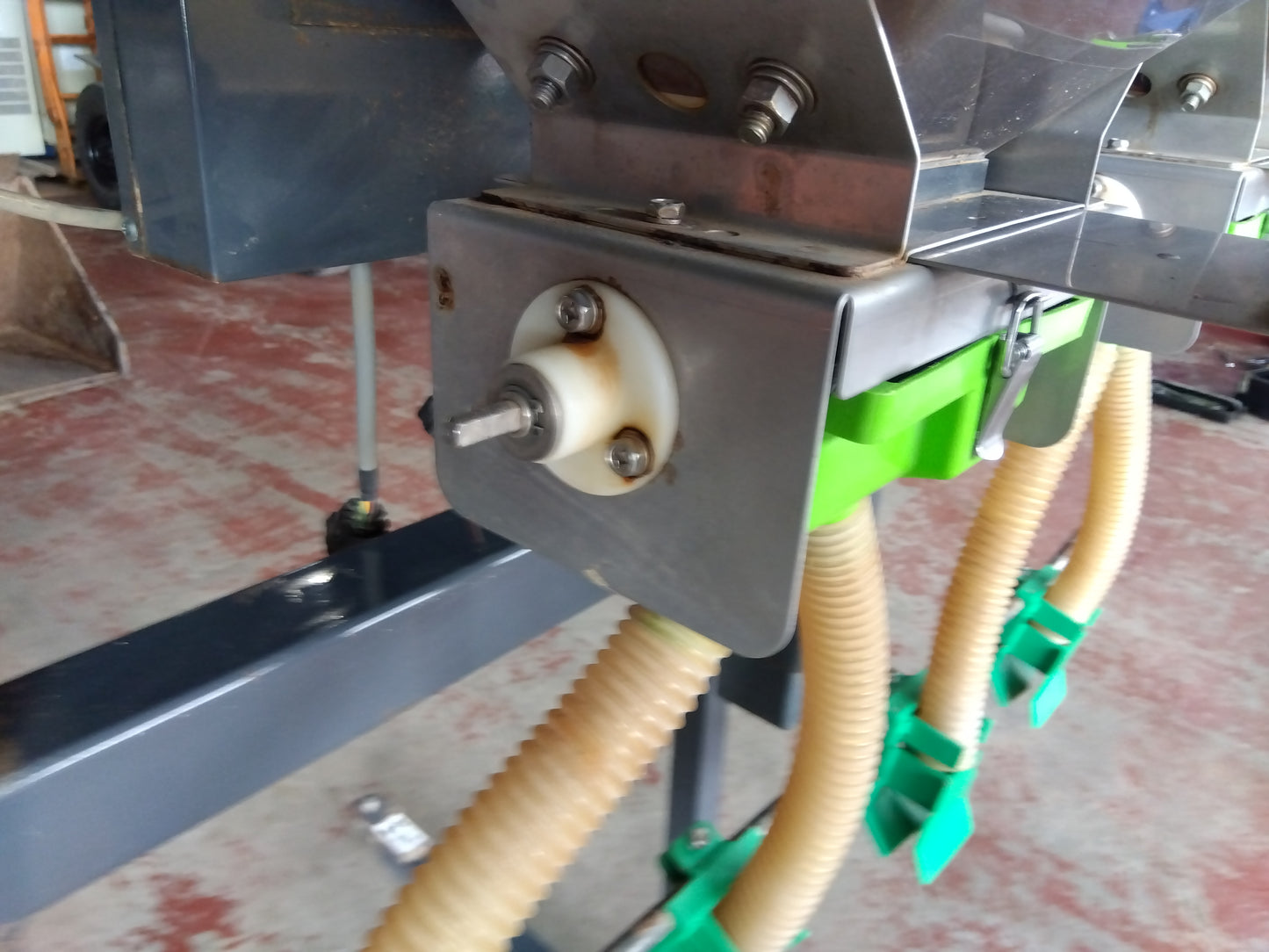 タイショー　中古　グランドソワー　UH140R　「宮城店　2512PM」